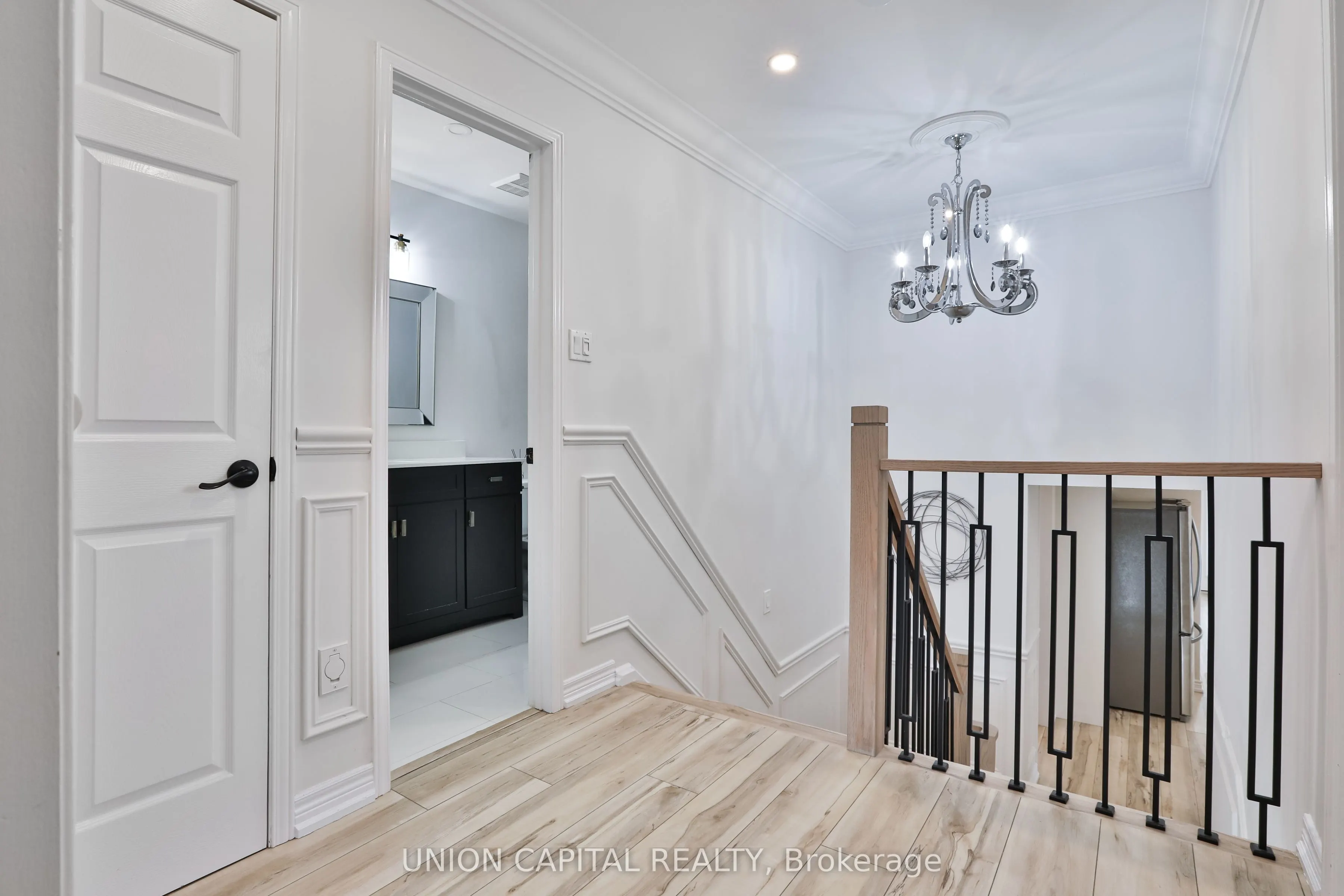21 Avon Crescent