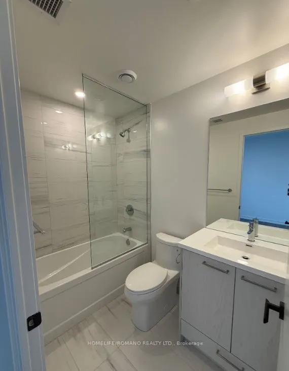 28 Interchange Way, #905