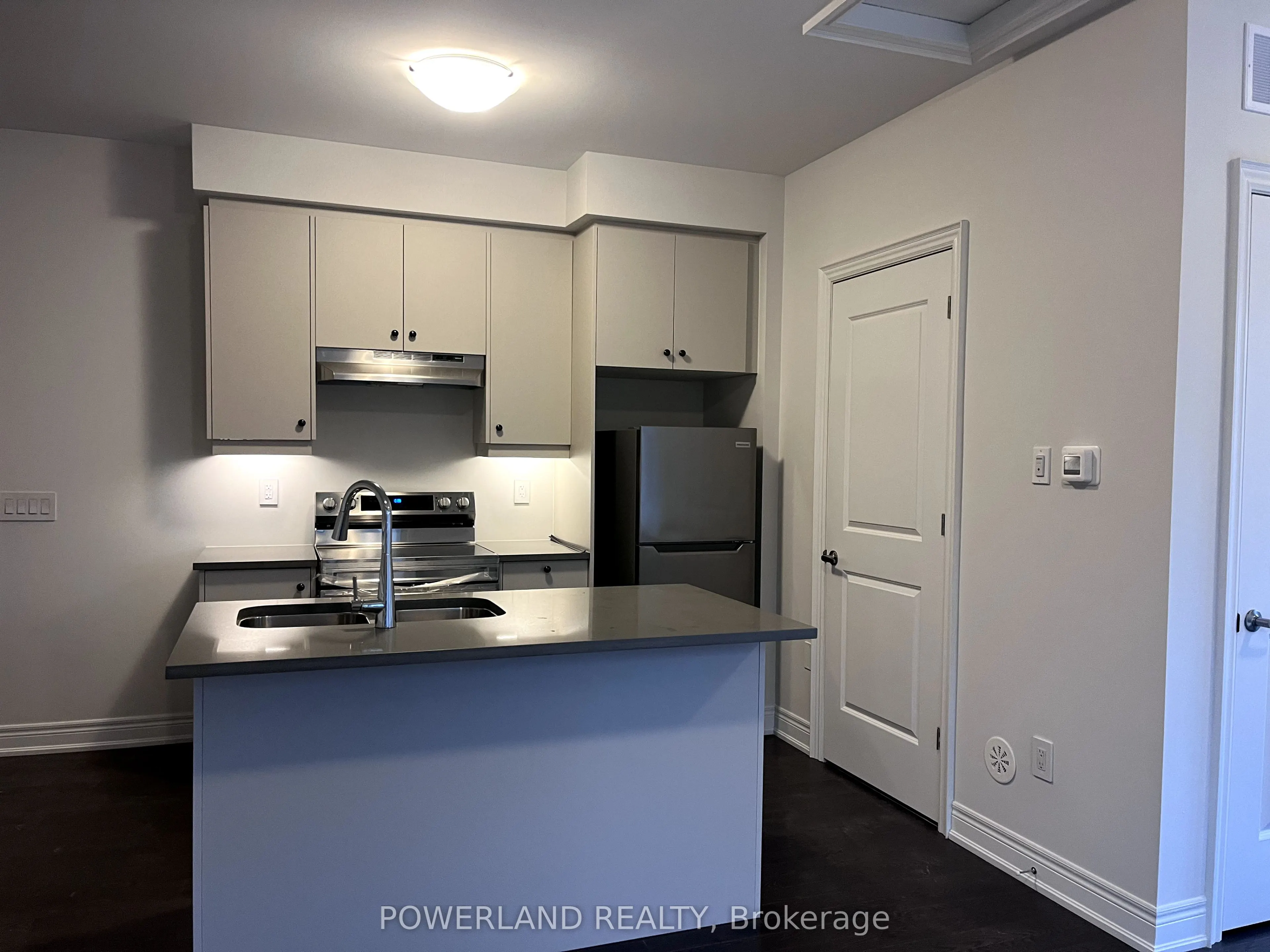 6 Fred Lablanc Drive E, #coach