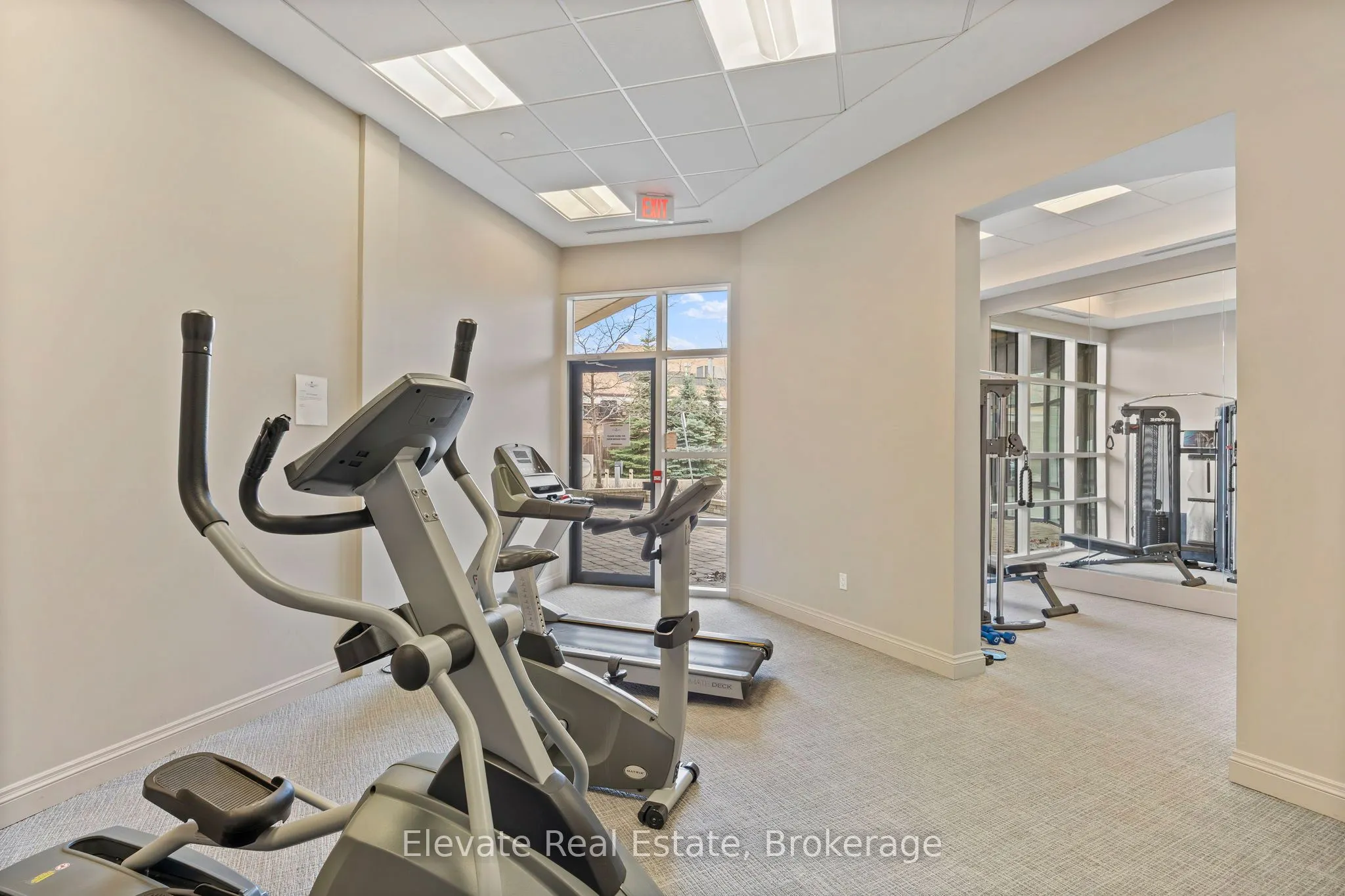 2396 Major Mackenzie Drive, #322