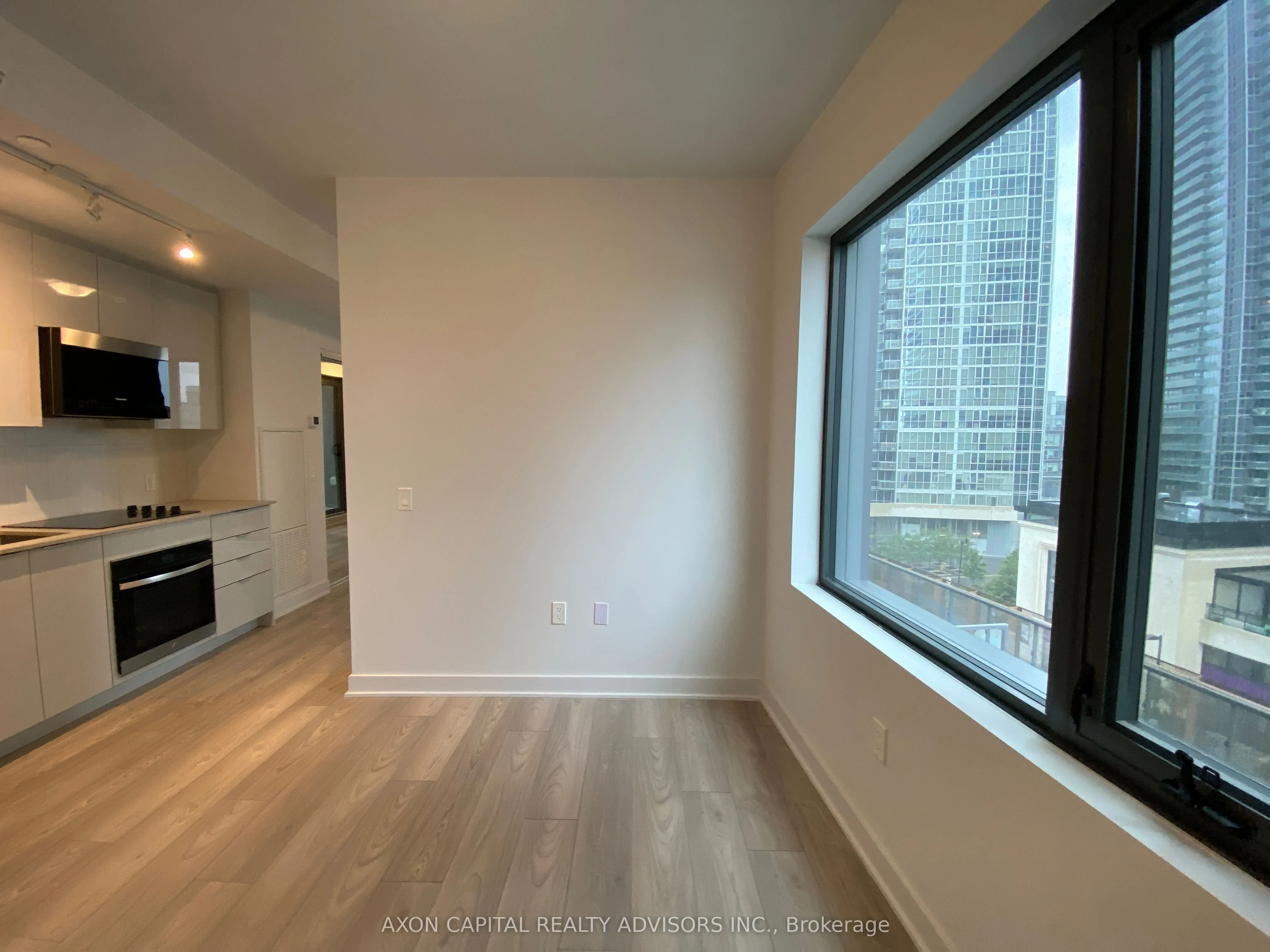 2920 Highway 7 Road, #507