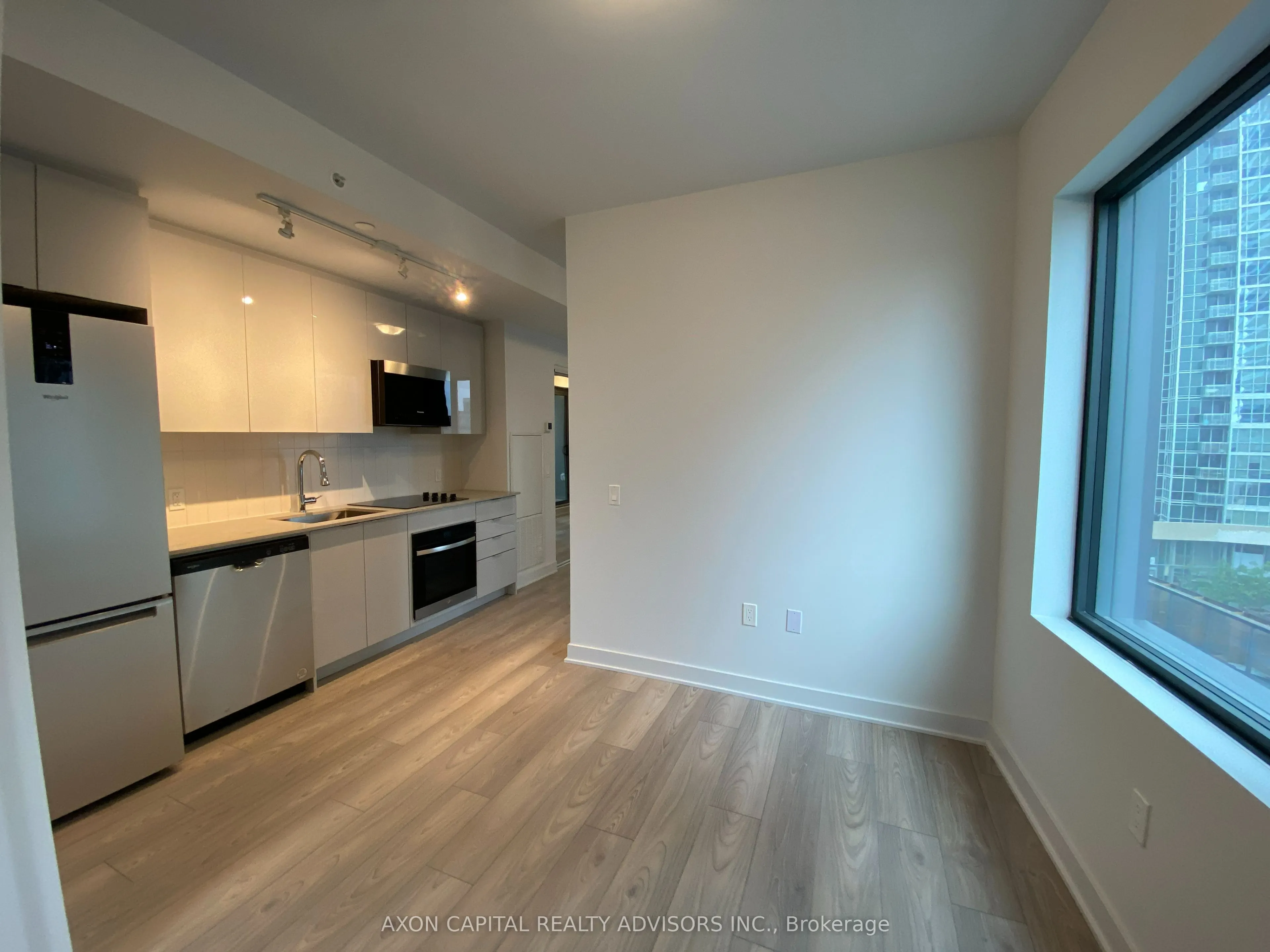2920 Highway 7 Road, #507