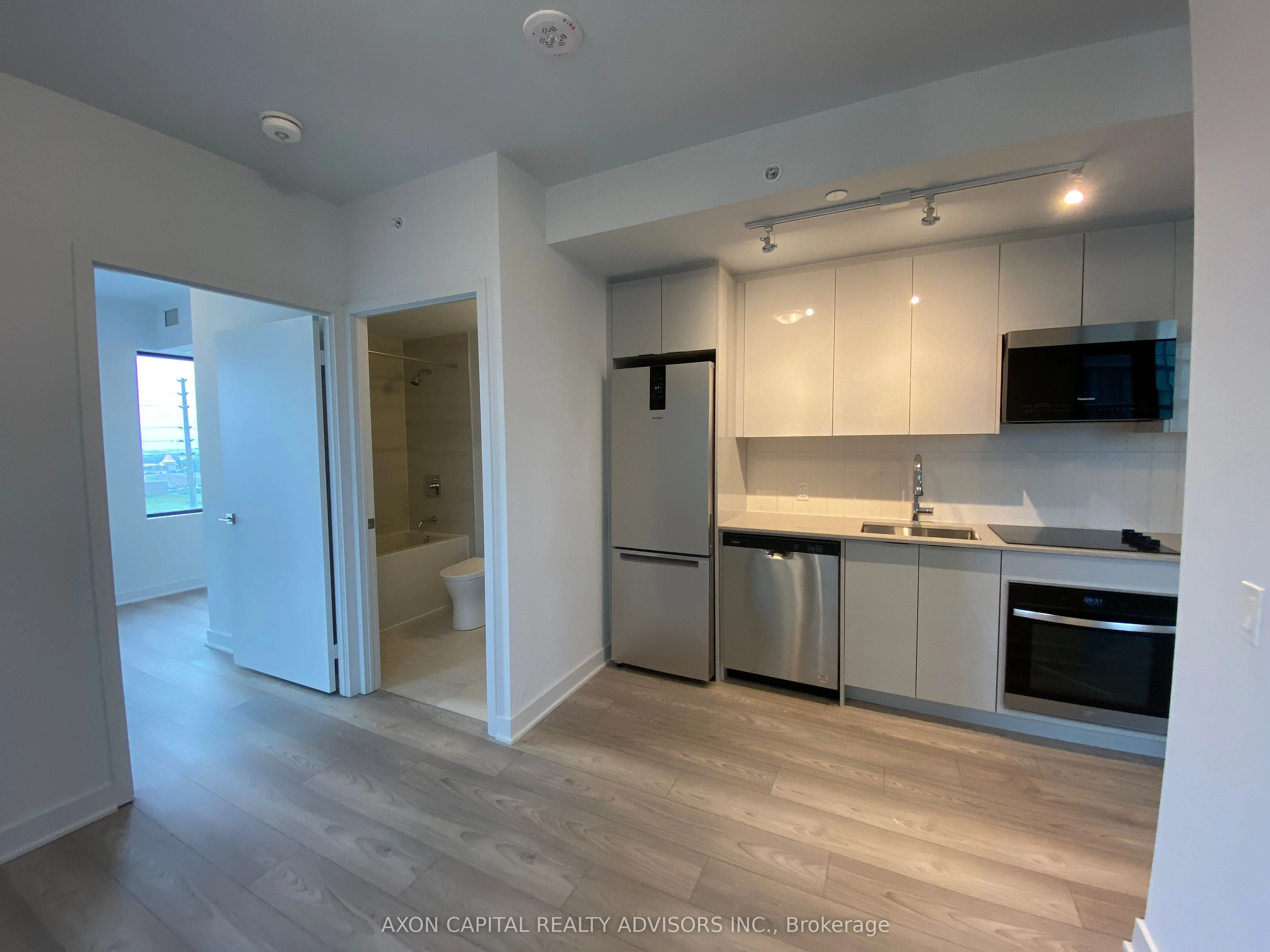 2920 Highway 7 Road, #507