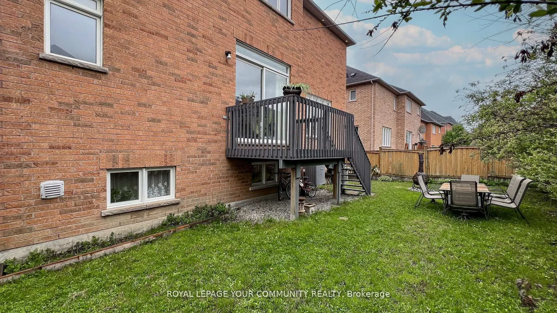 10 Gannett Drive