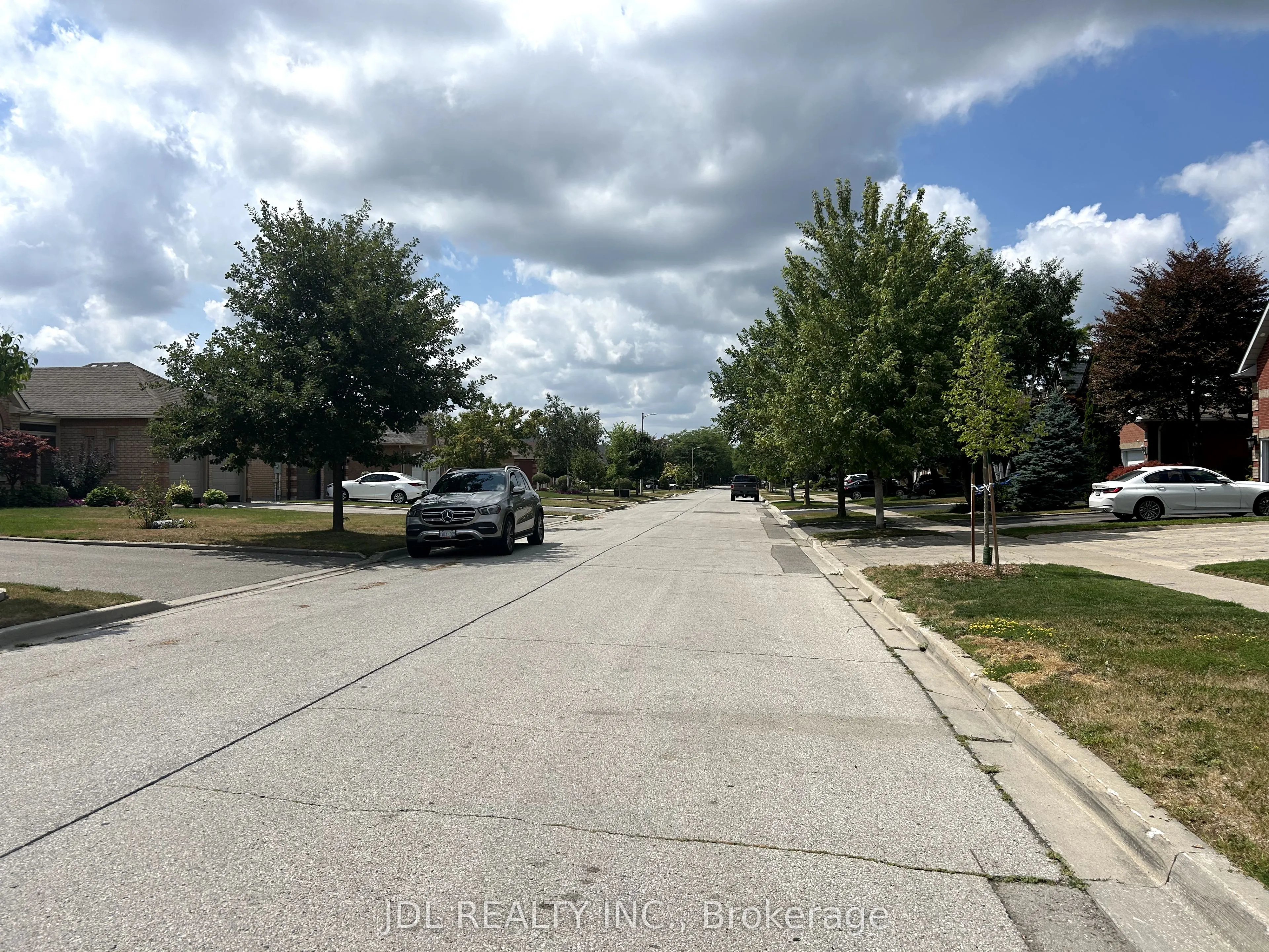 80 Caproni Drive, #Bsmt