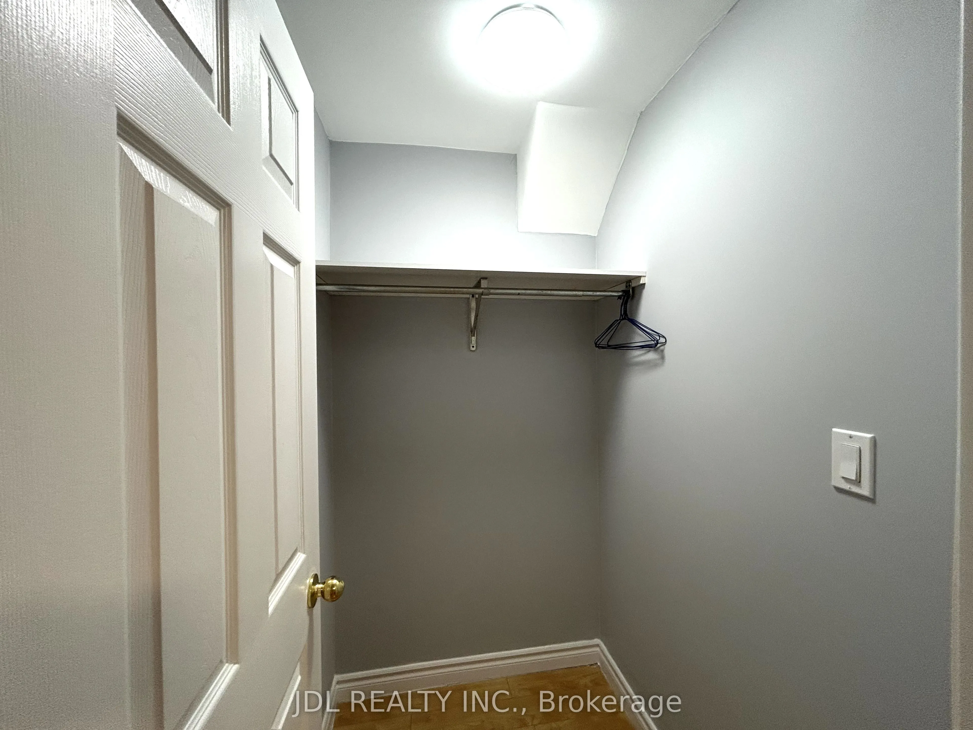 80 Caproni Drive, #Bsmt