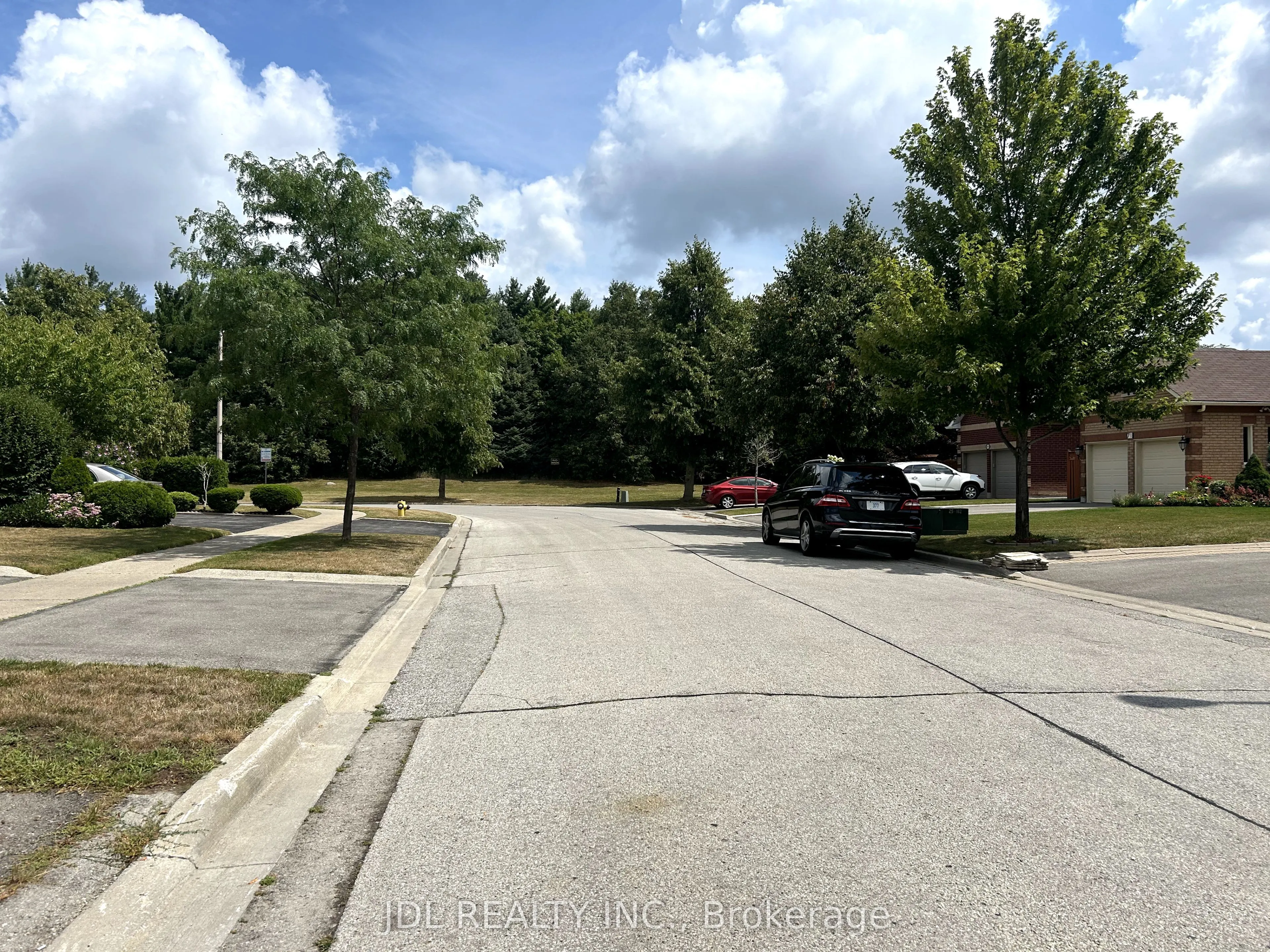 80 Caproni Drive, #Bsmt