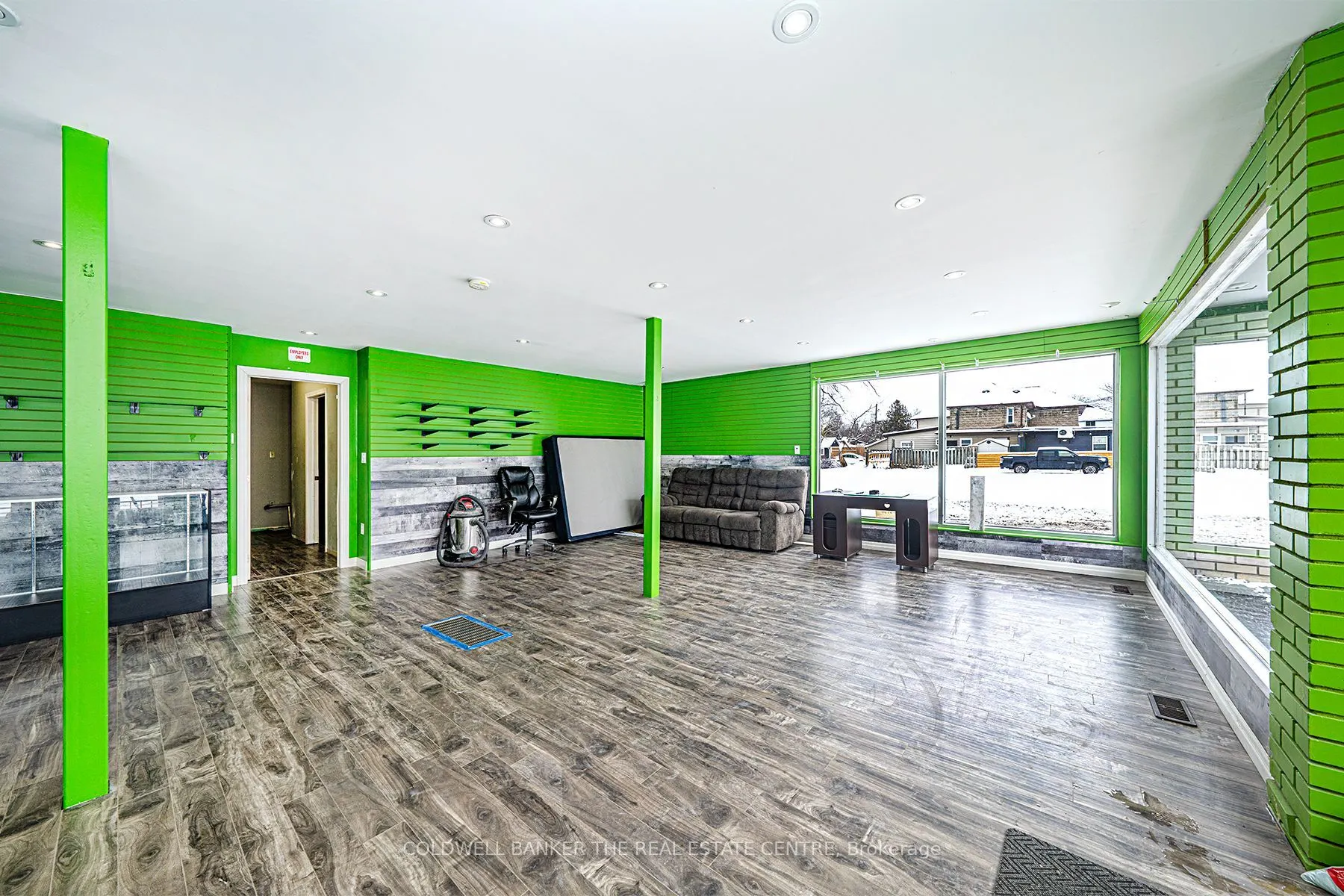 920 Lake Drive