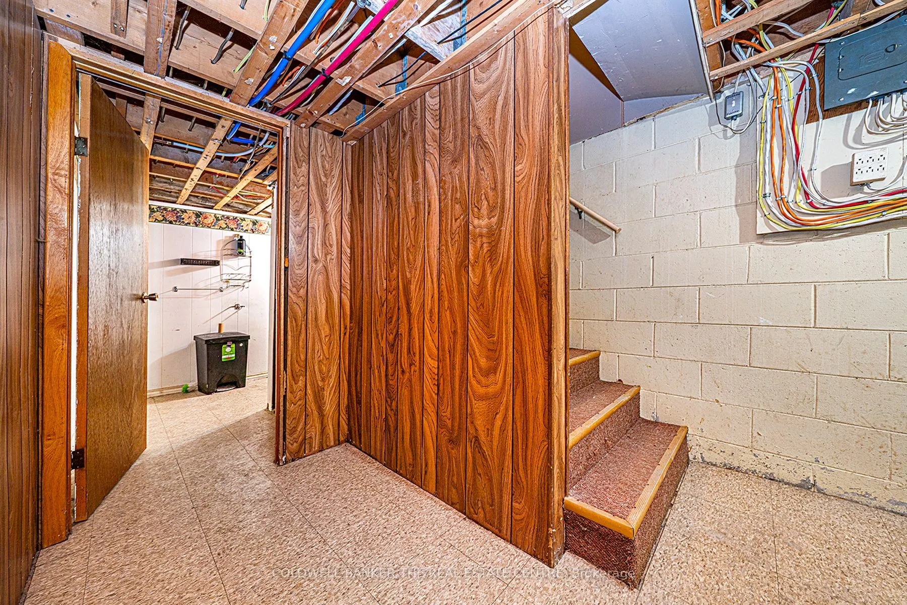 920 Lake Drive