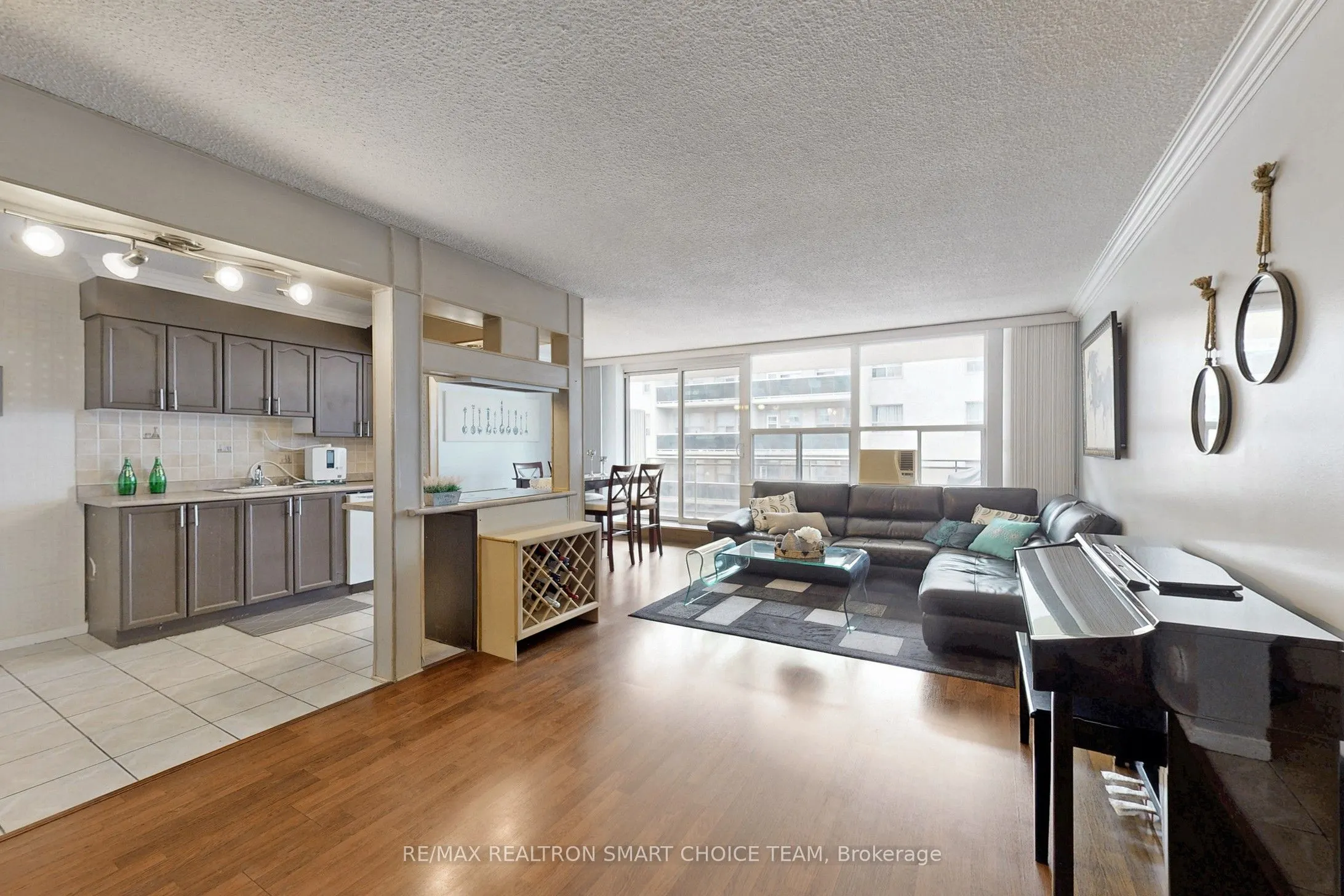 180 Dudley Avenue, #506