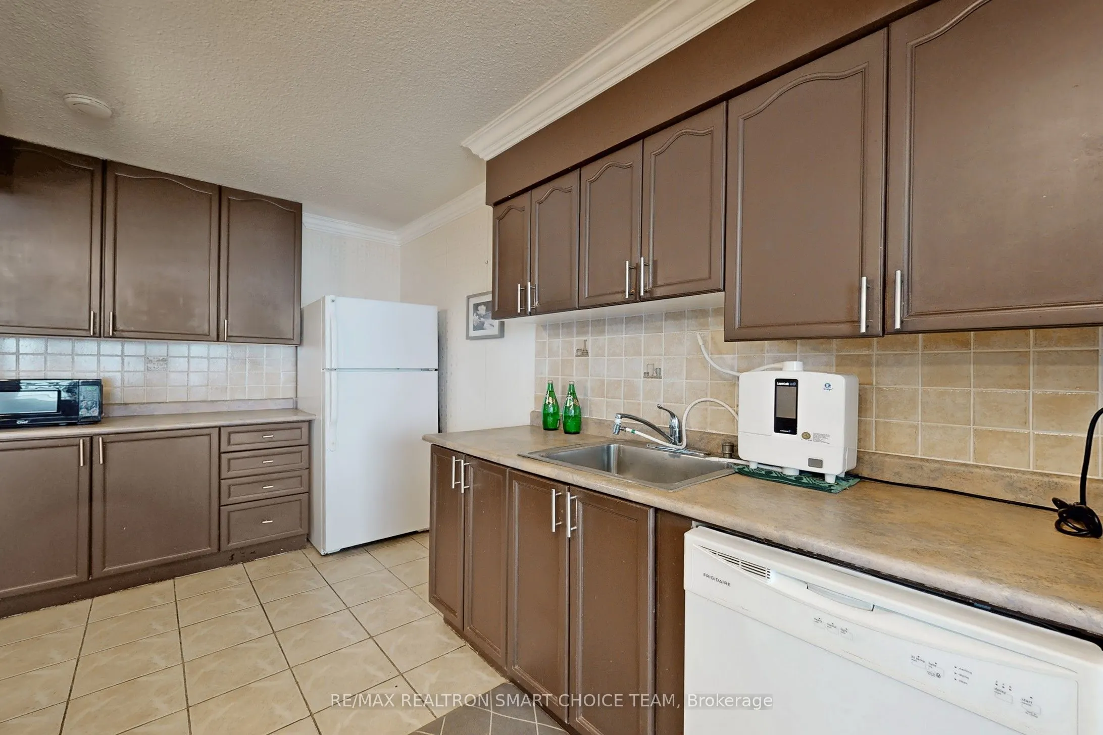 180 Dudley Avenue, #506