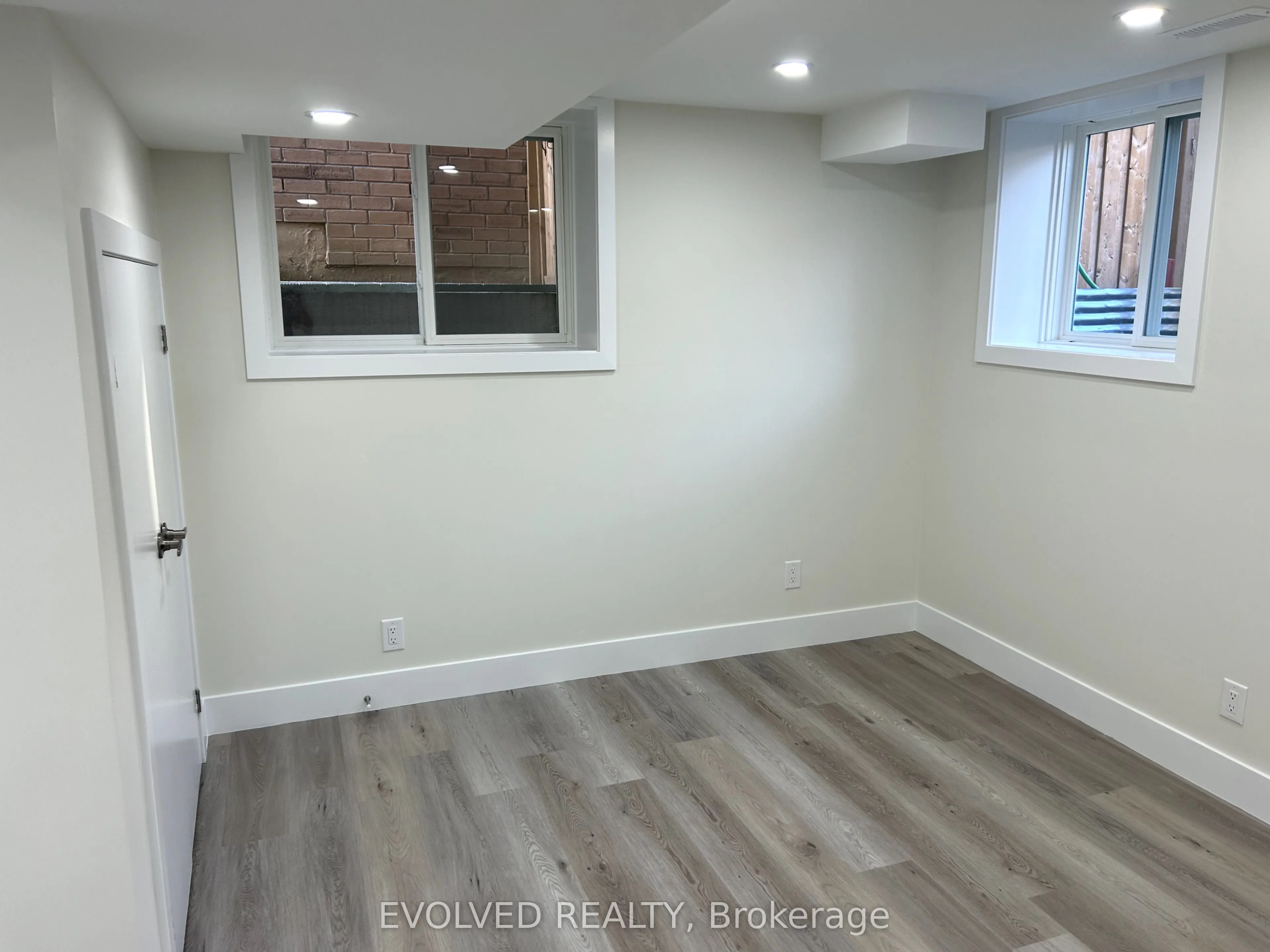 42 Cannes Avenue, #Lower Level