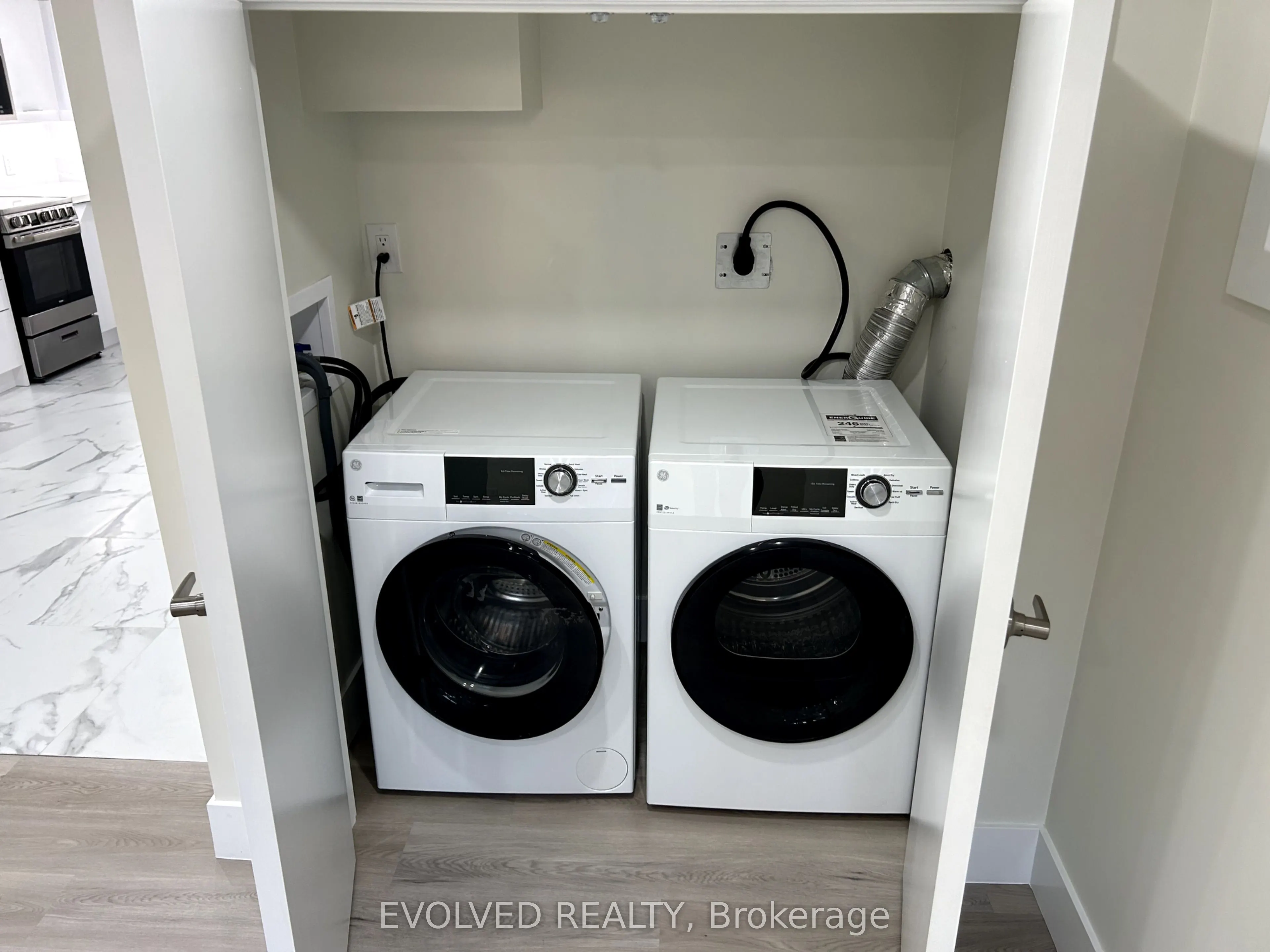 42 Cannes Avenue, #Lower Level