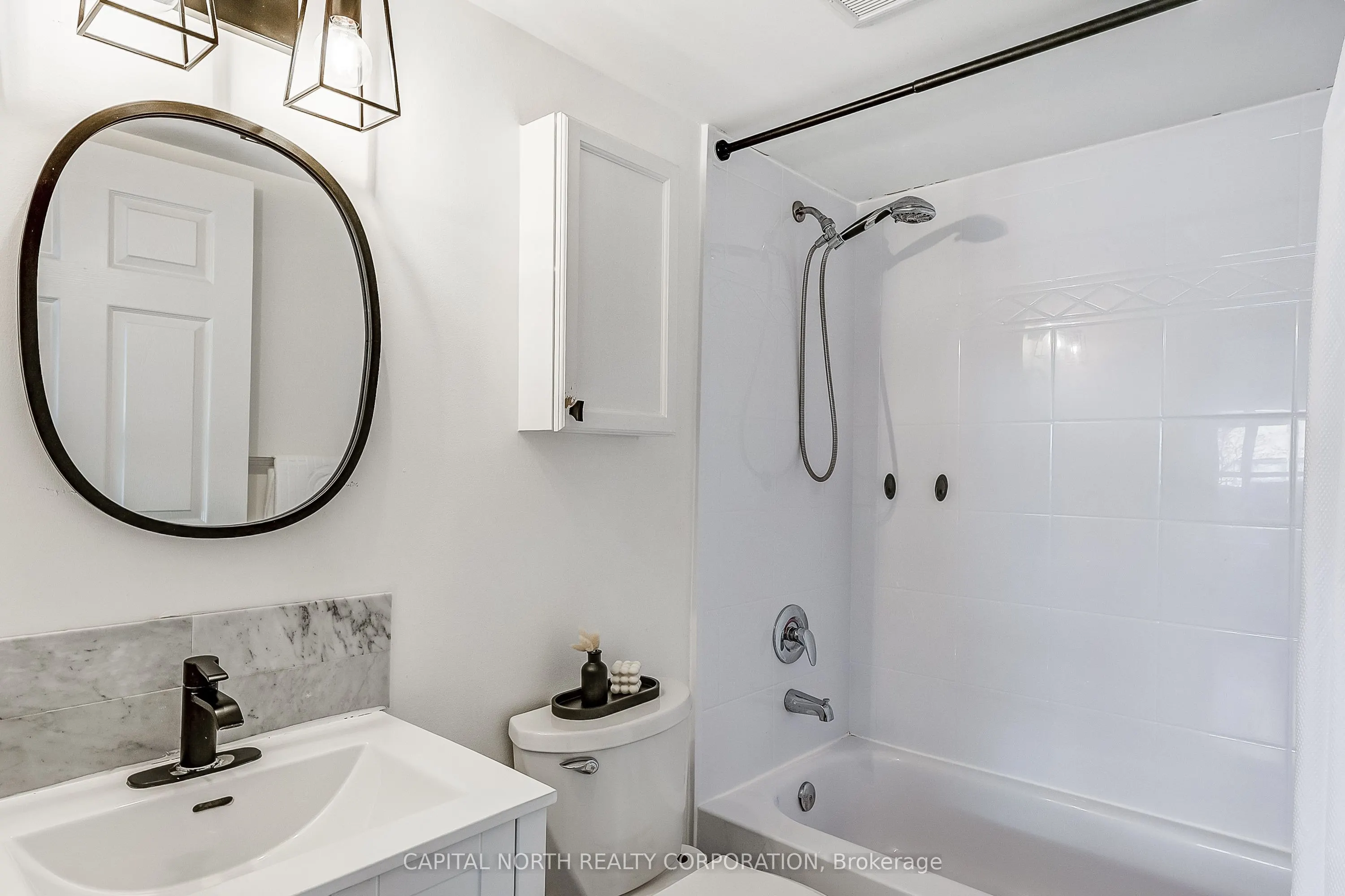 141 Woodbridge Avenue, #208