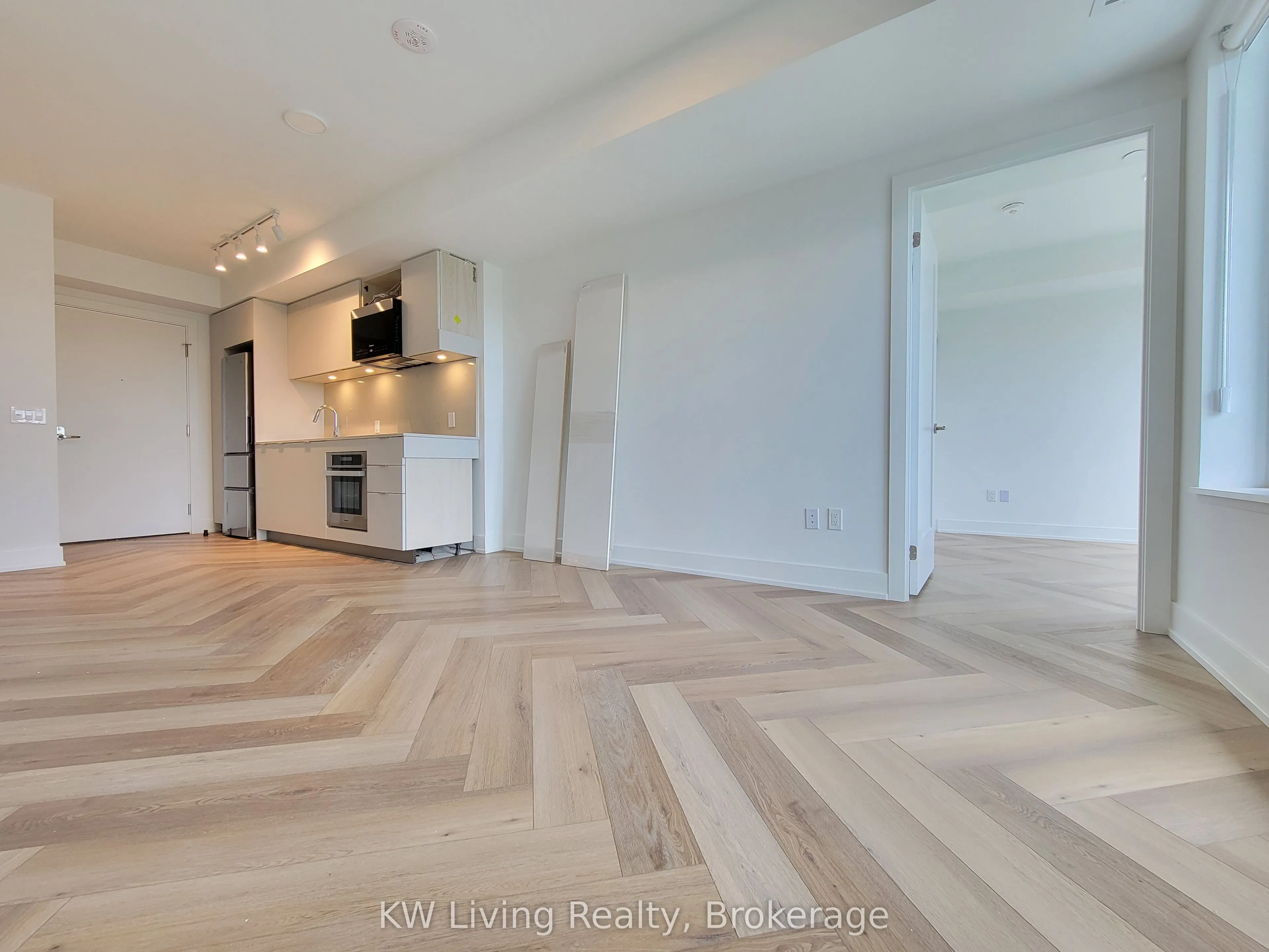 8 Cedarland Drive, #1809