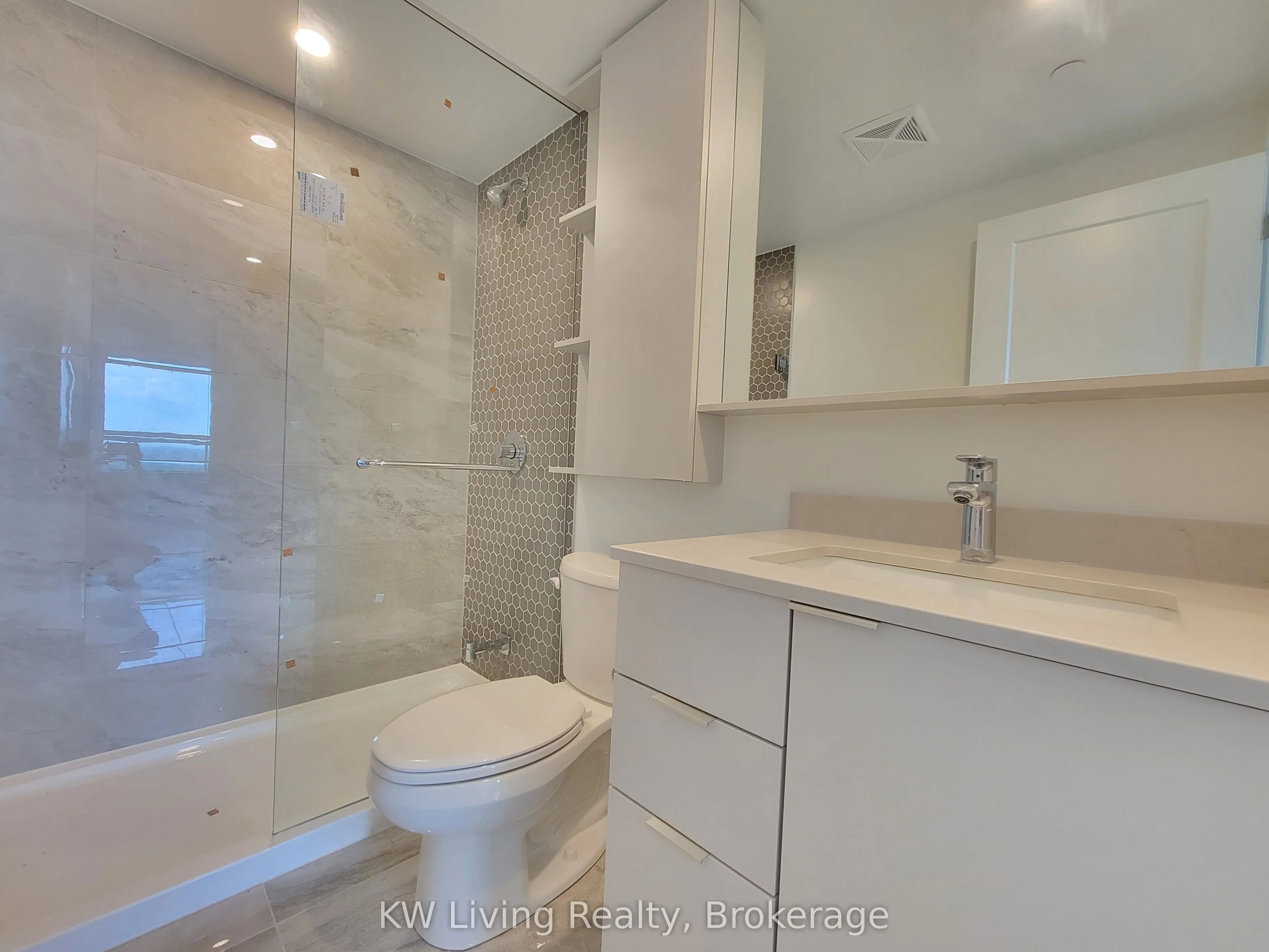 8 Cedarland Drive, #1809