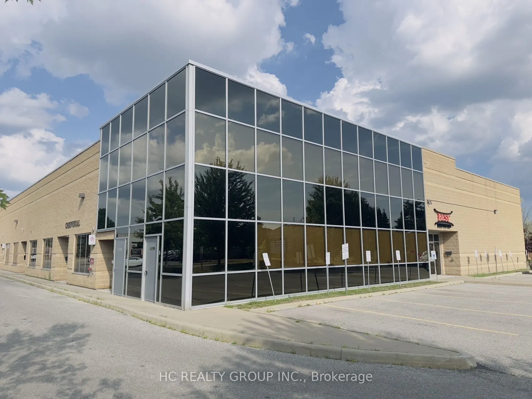 195 Clayton Drive, #2