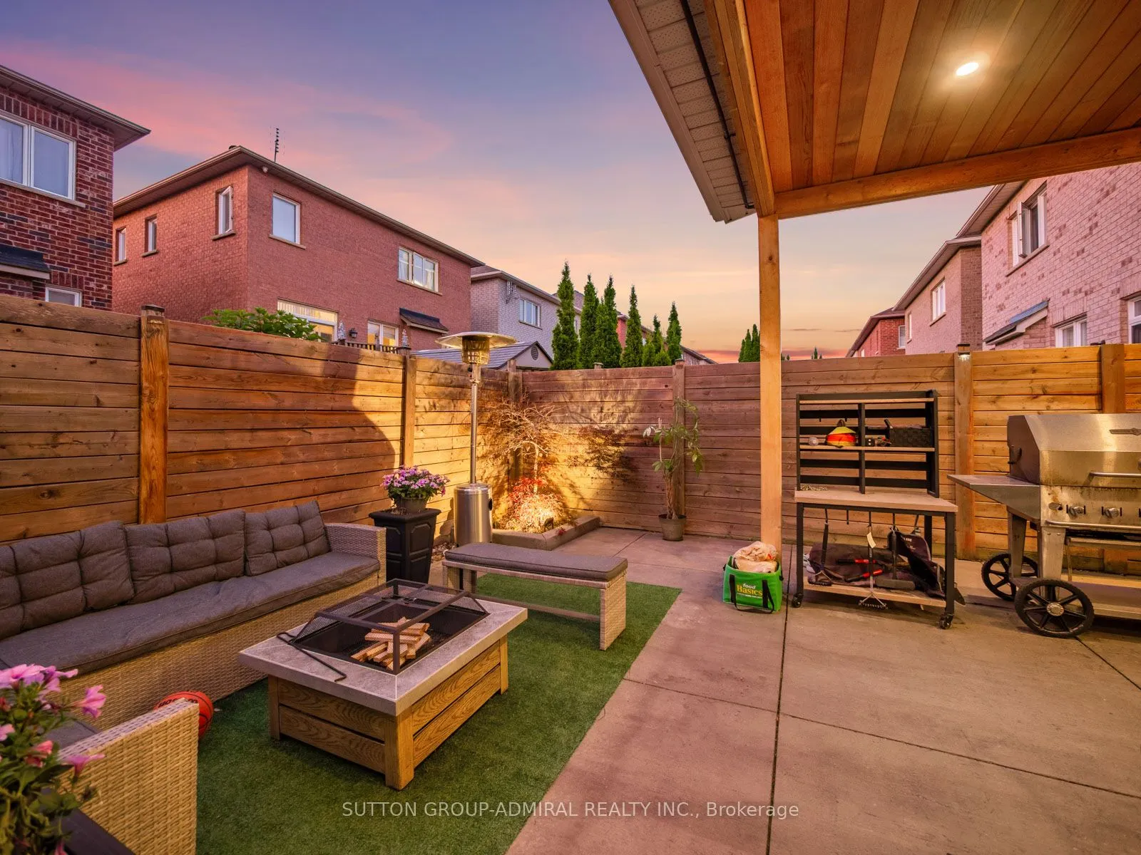 4 Haywood Drive