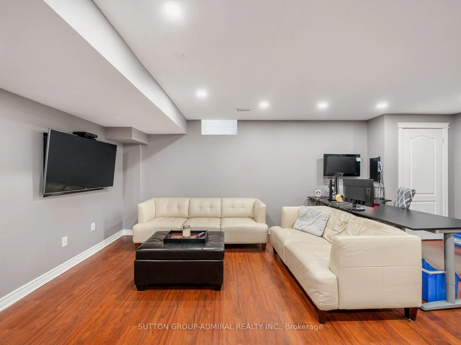 4 Haywood Drive