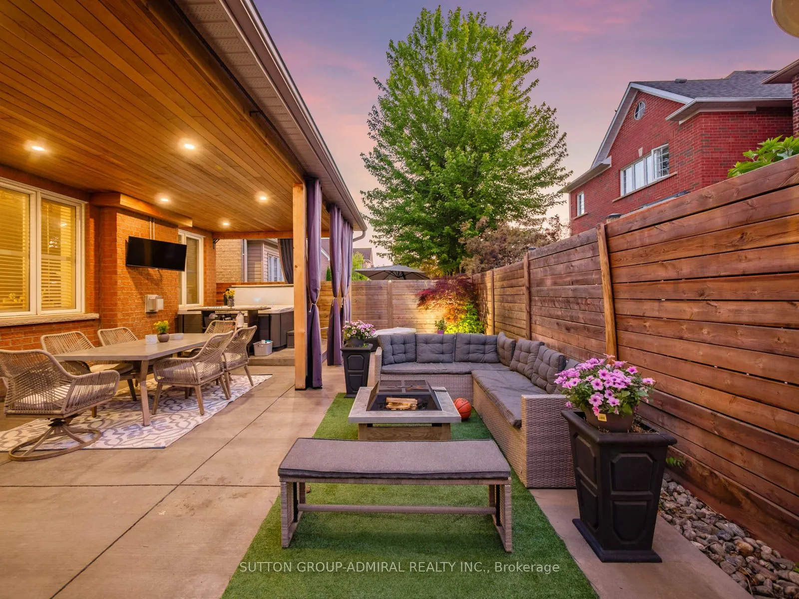 4 Haywood Drive