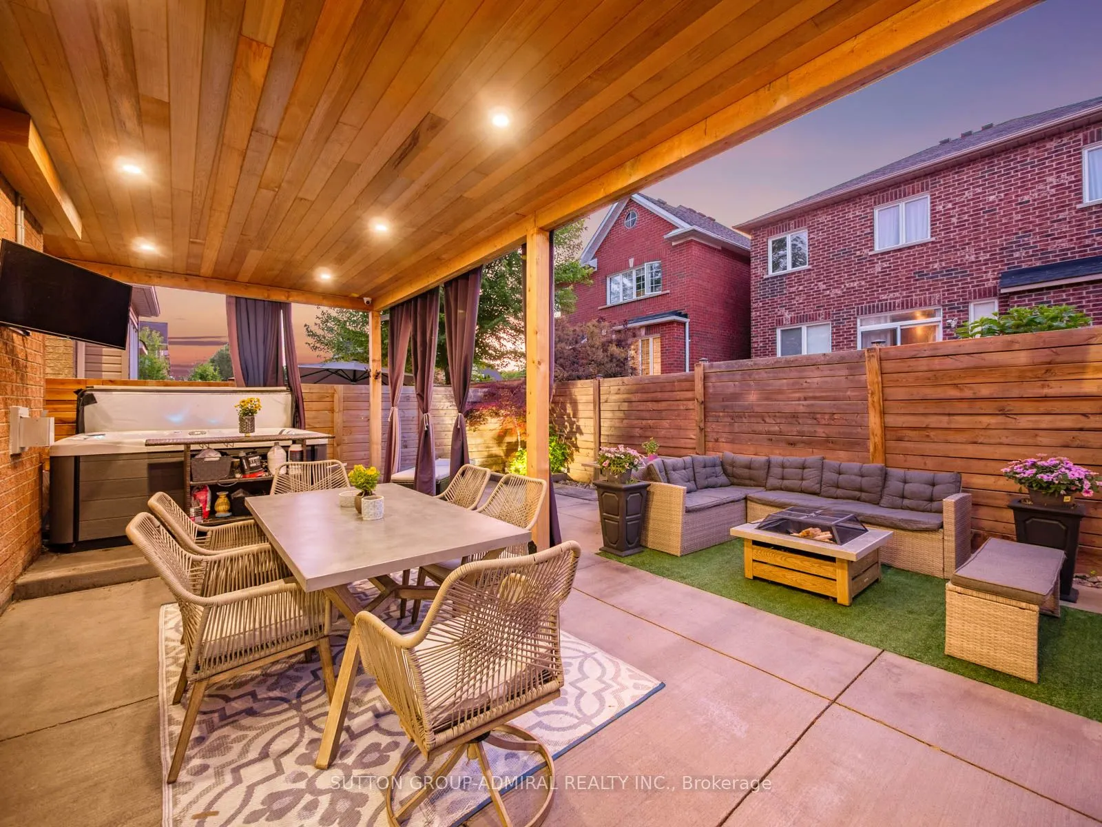 4 Haywood Drive