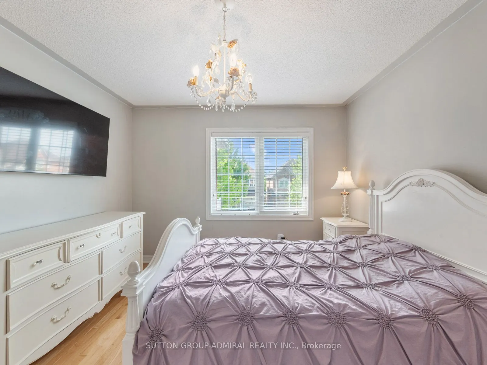 4 Haywood Drive