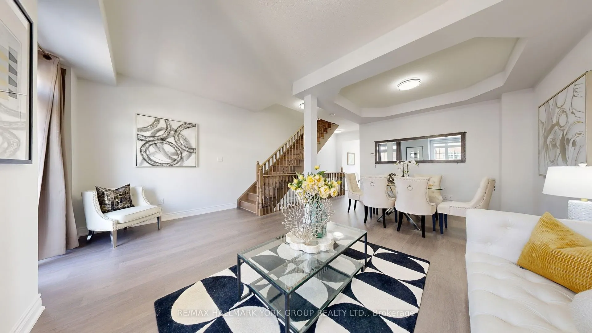 6 Roy Grove Way, #40