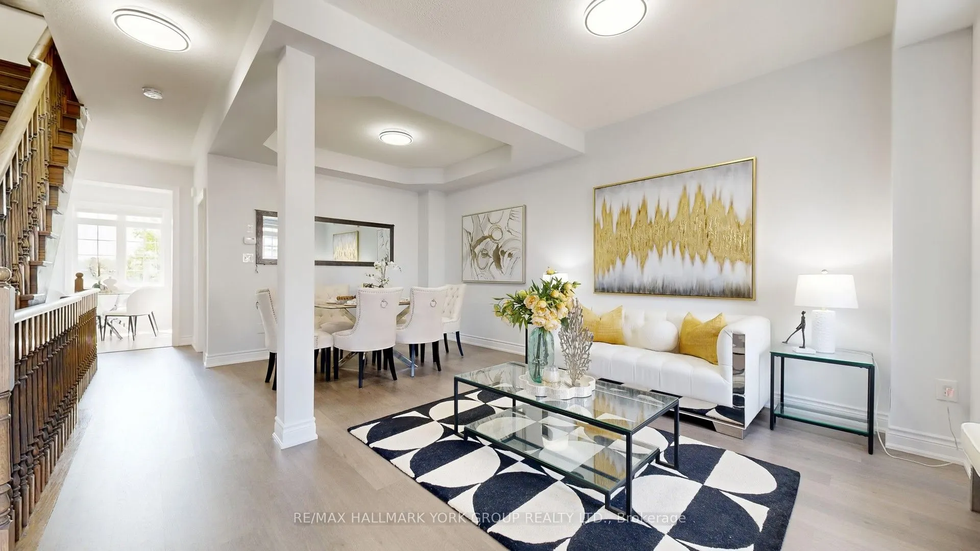 6 Roy Grove Way, #40