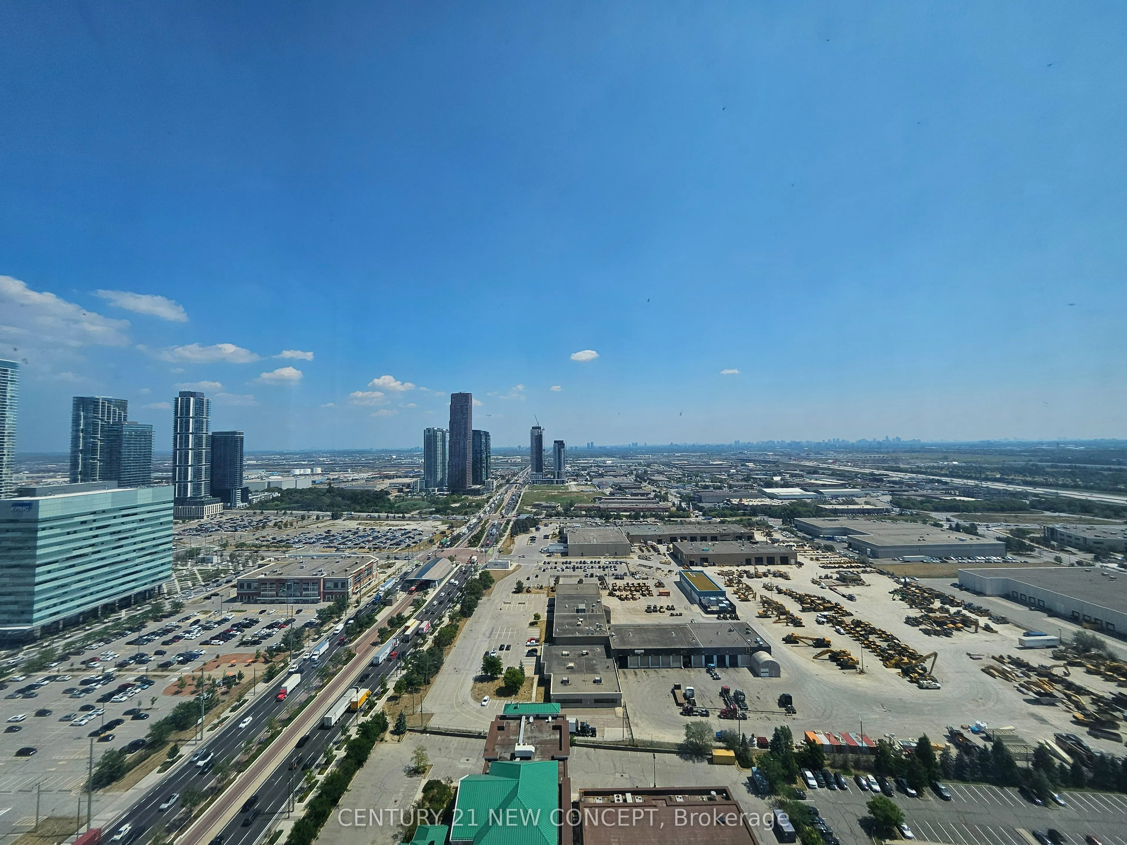 28 Interchange Way, #3605