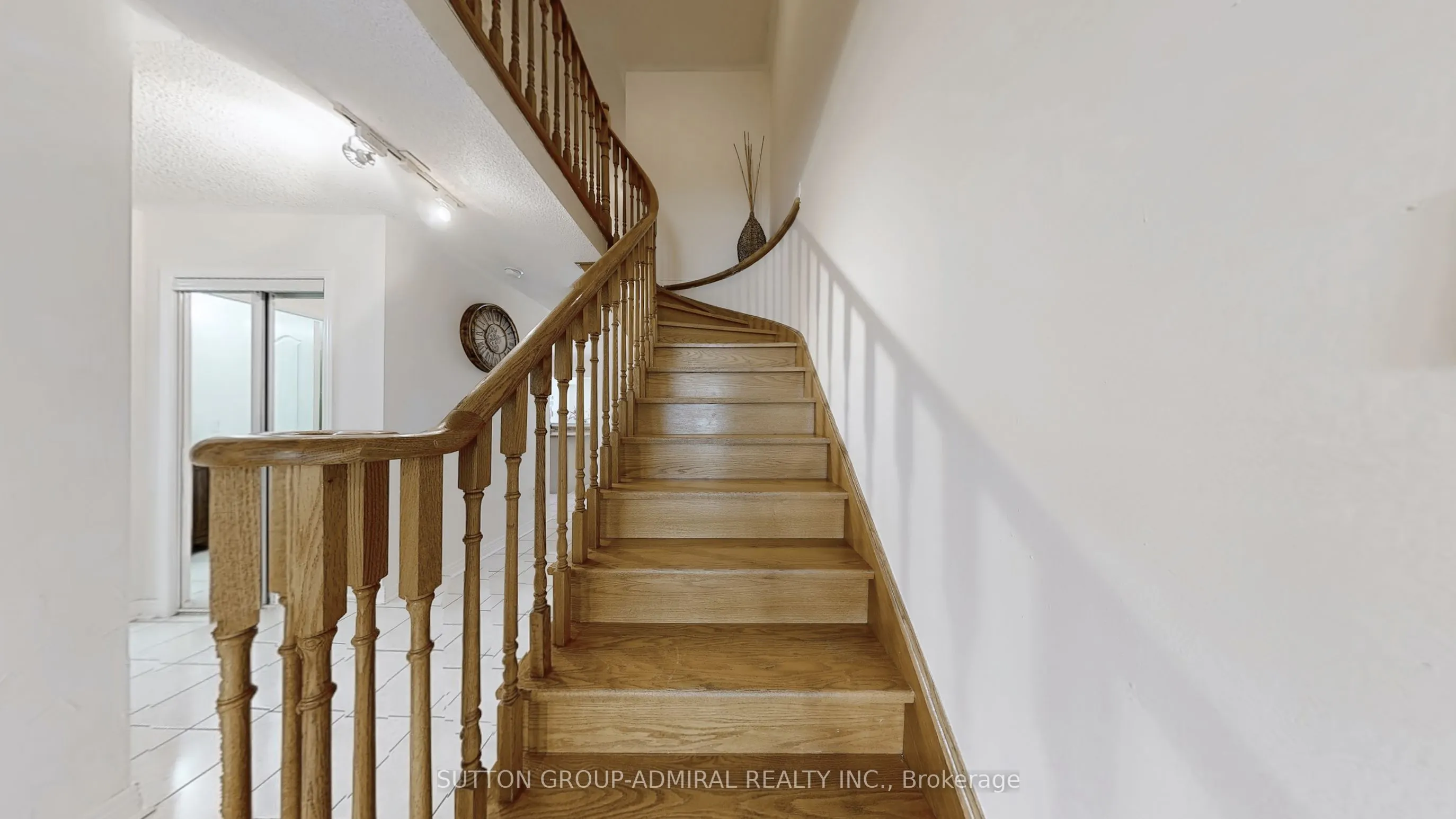 7 Rockview Gardens