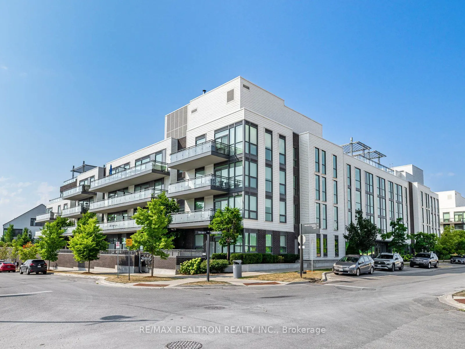 241 Sea Ray Avenue, #A409