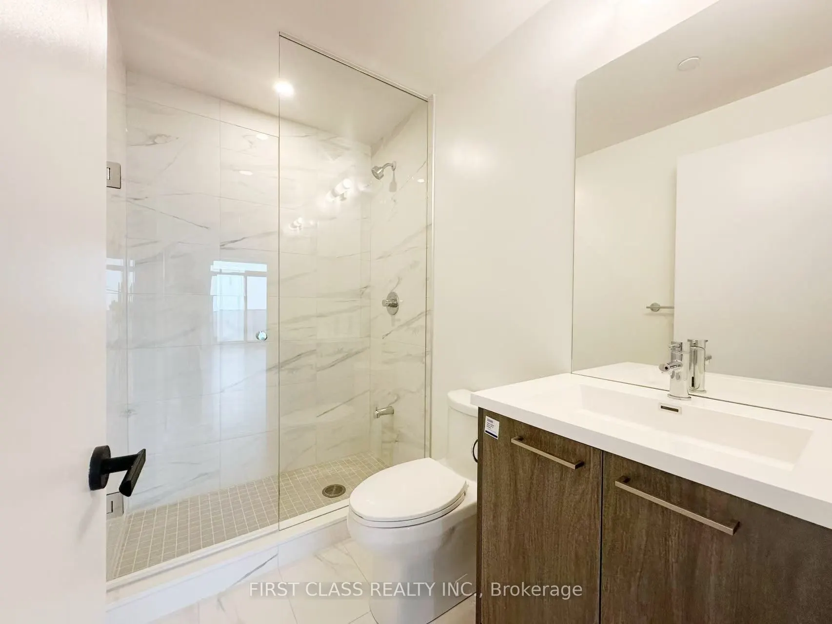 28 Interchange Way, #3012