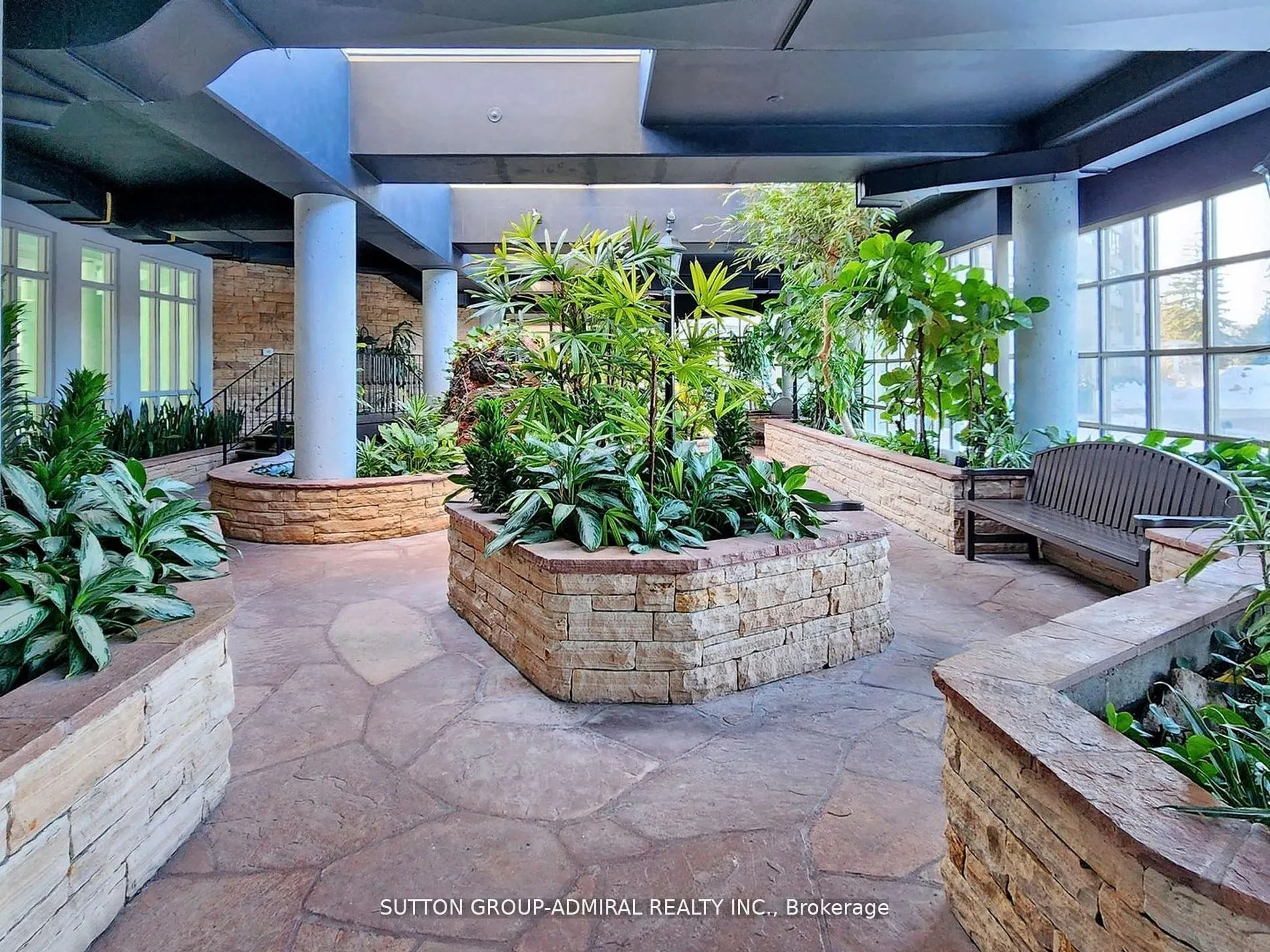 11 Townsgate Drive, #401