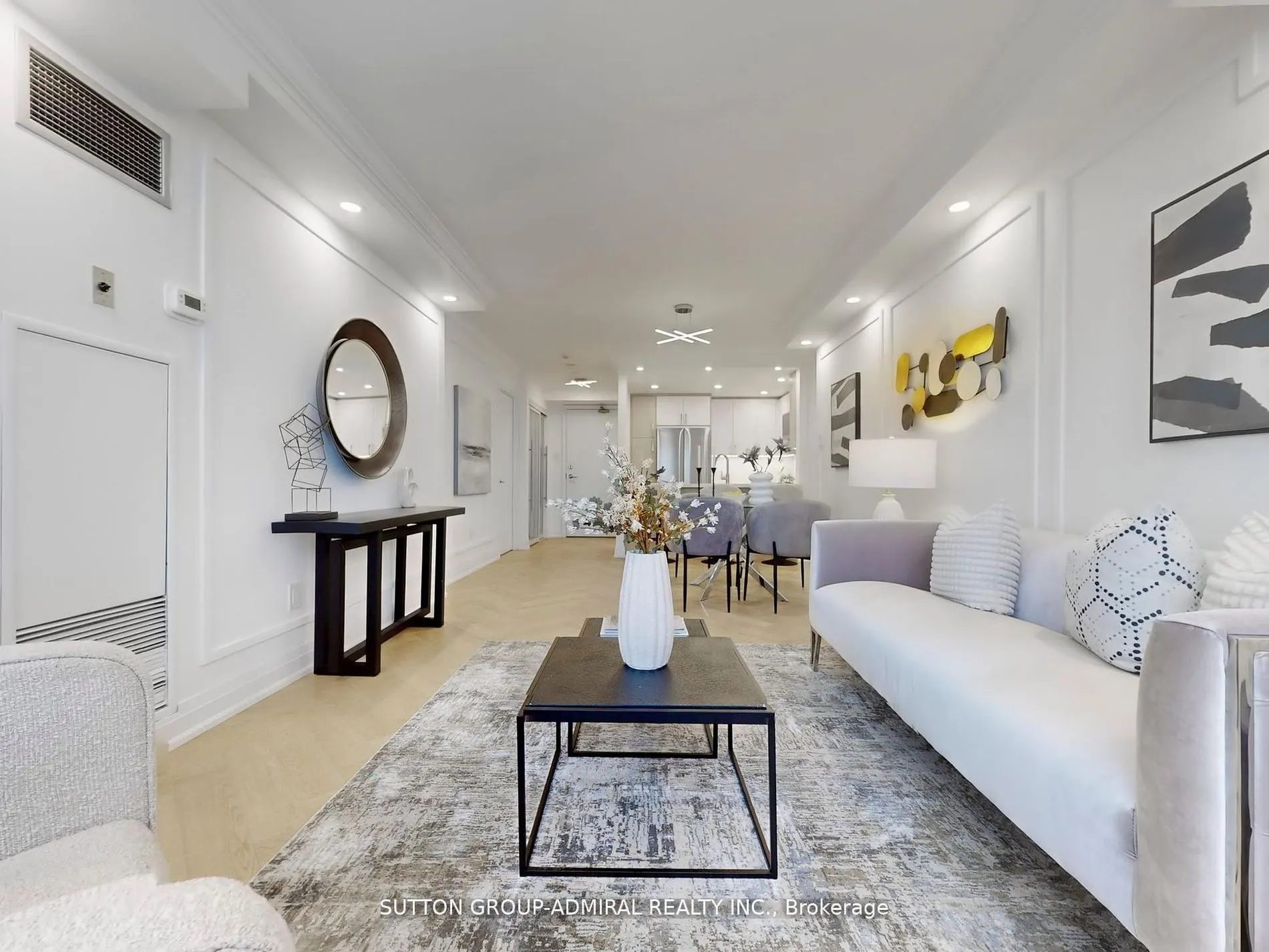 11 Townsgate Drive, #401