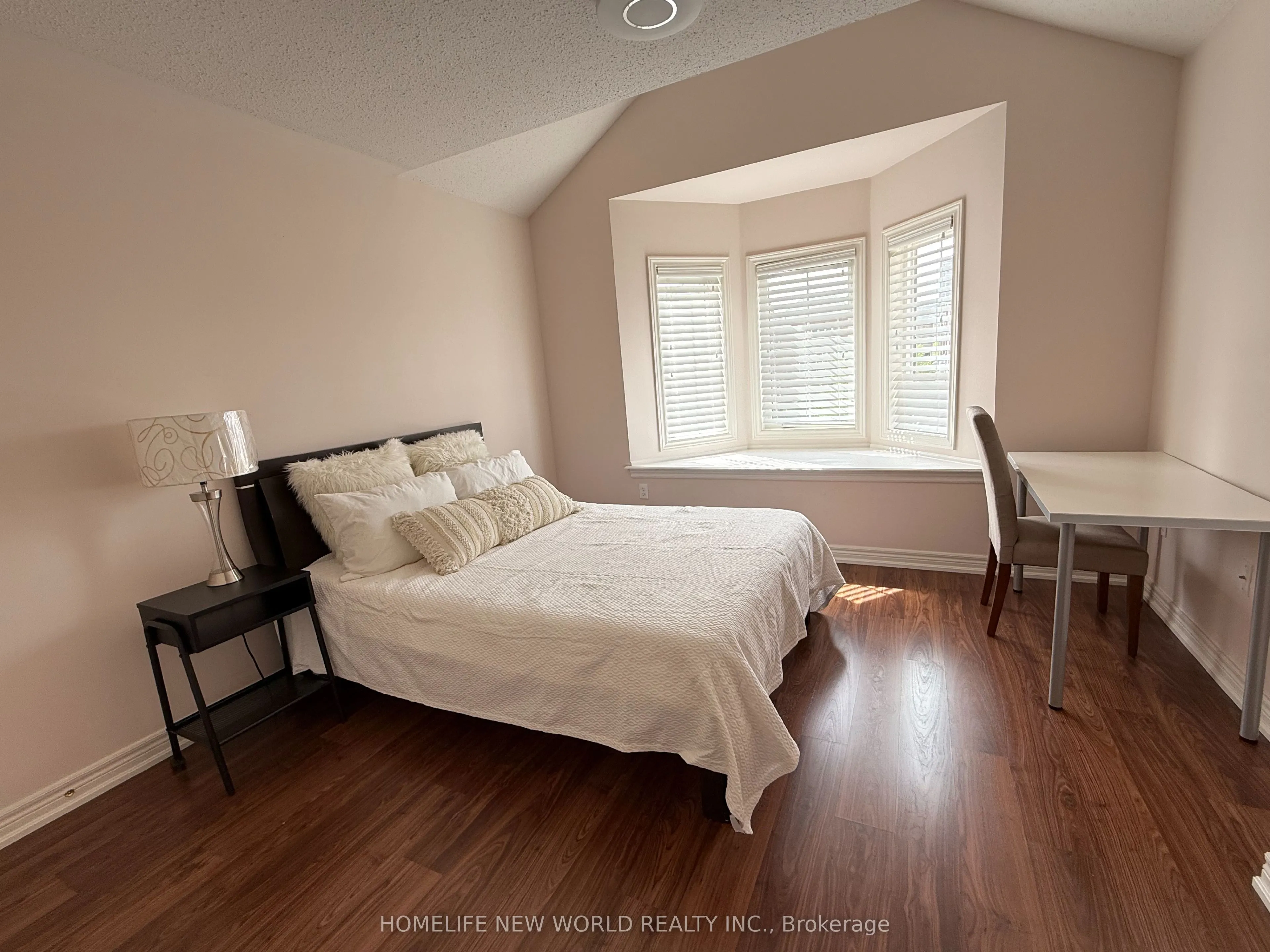 55 Frederick Stamm Crescent