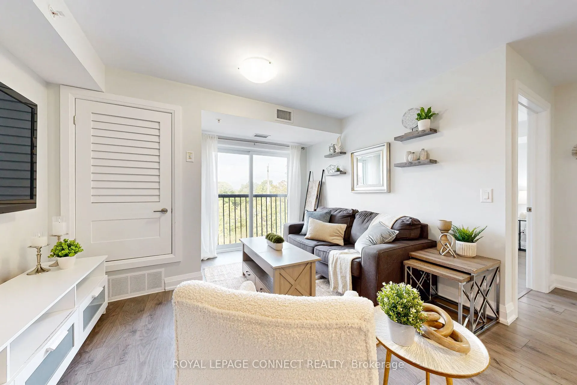 481 Rupert Avenue, #321