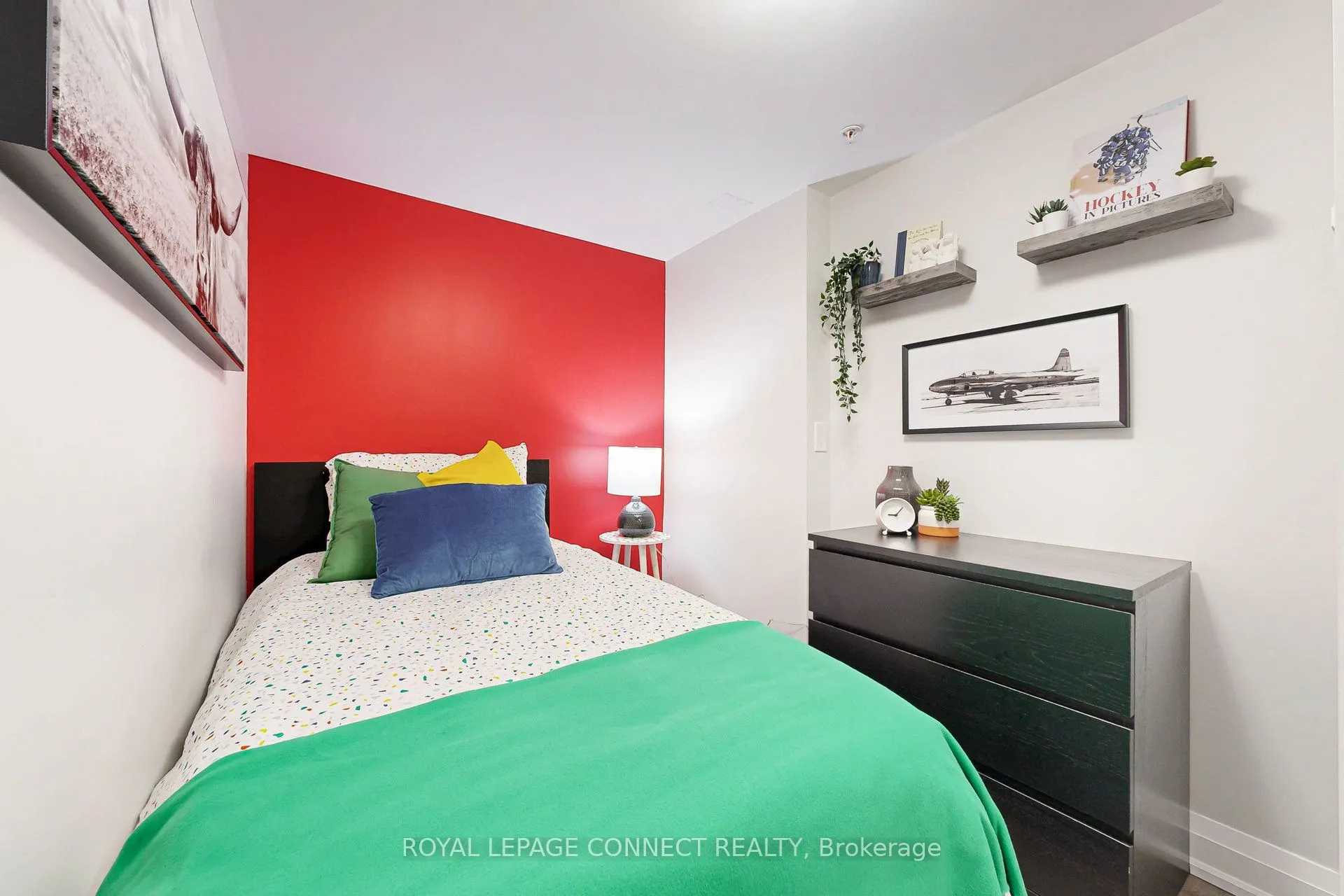 481 Rupert Avenue, #321