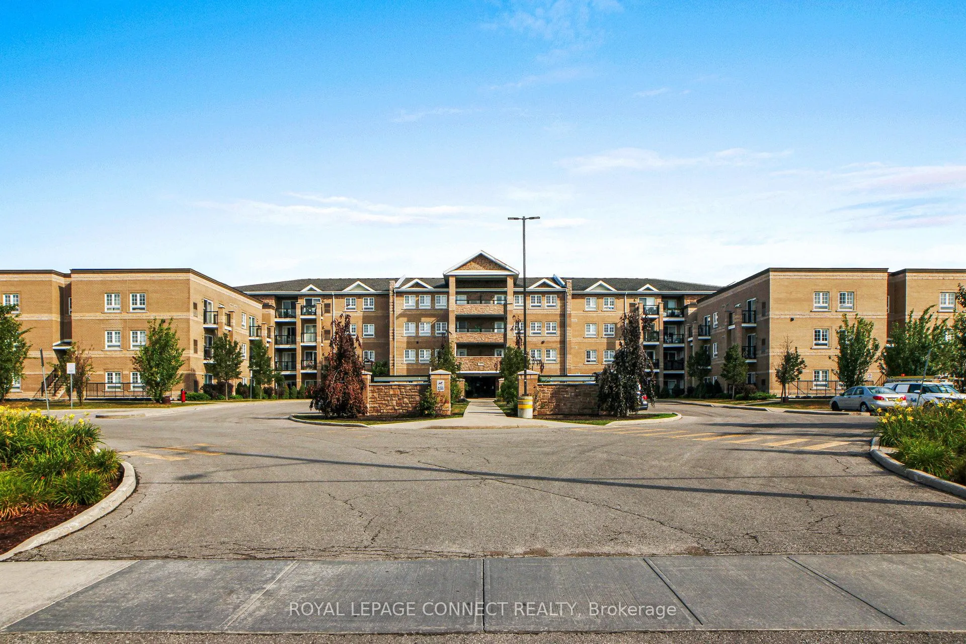 481 Rupert Avenue, #321