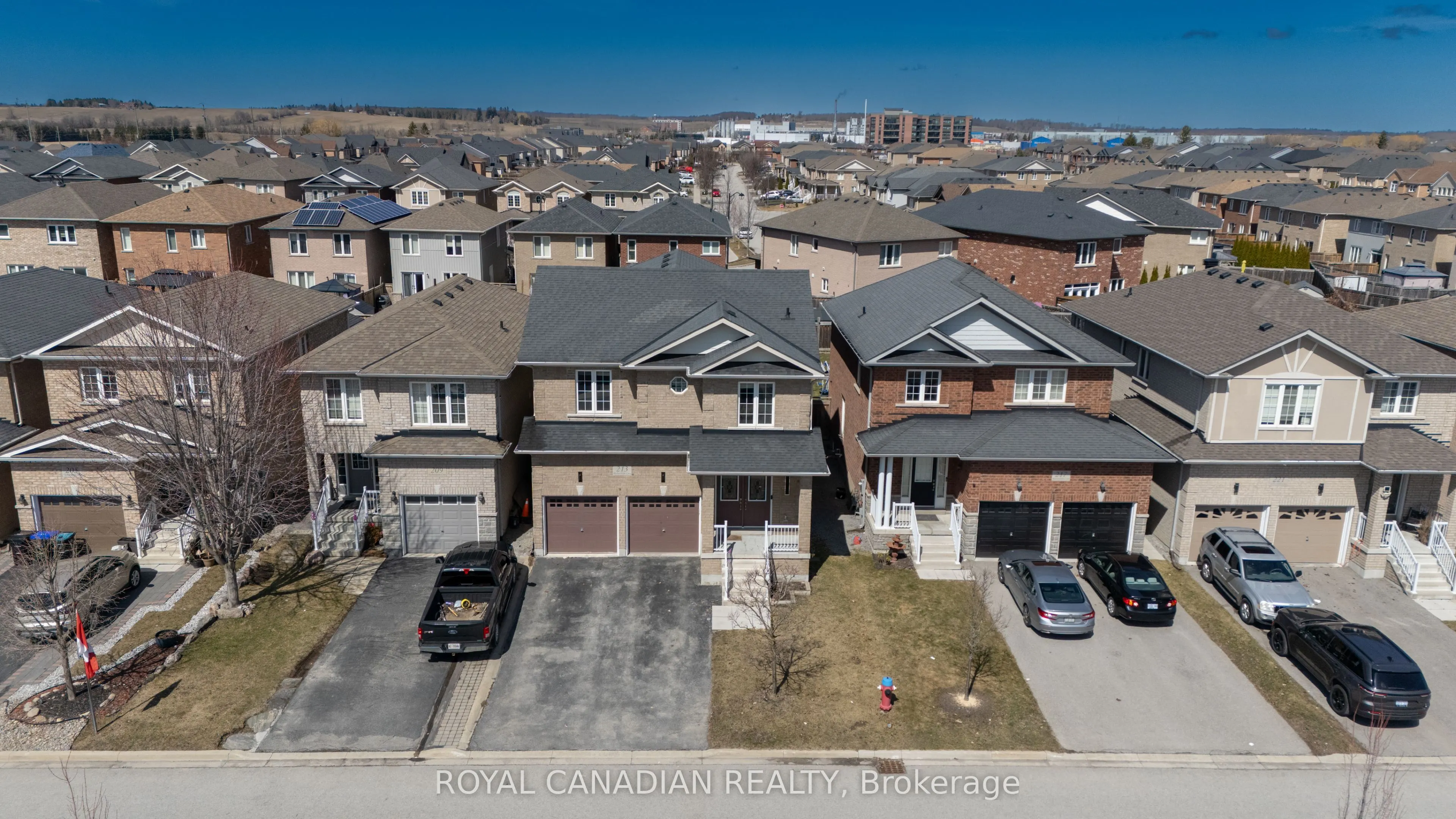 213 Richardson Crescent