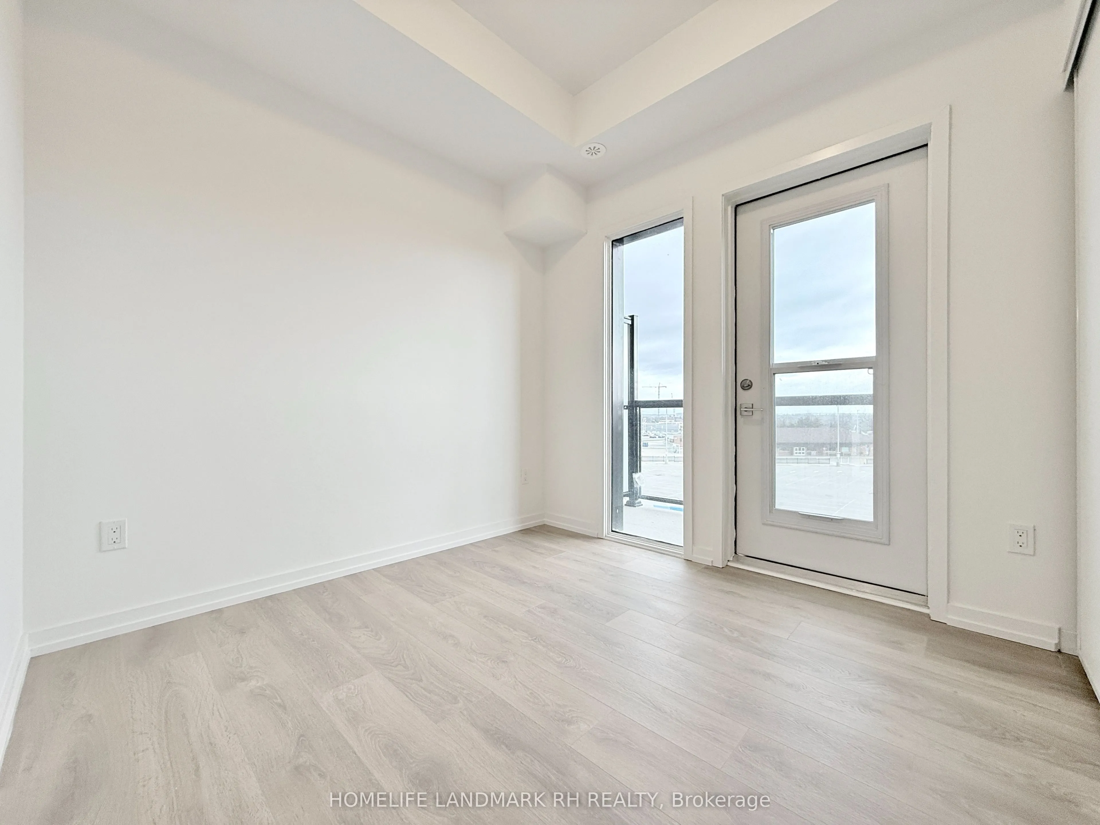 22 Lytham Green Circle, #3