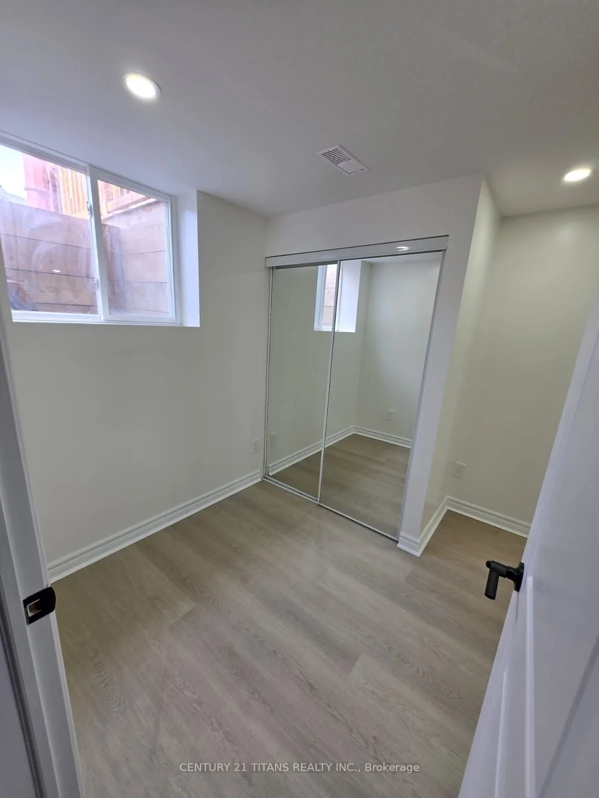 14 Demoray Court