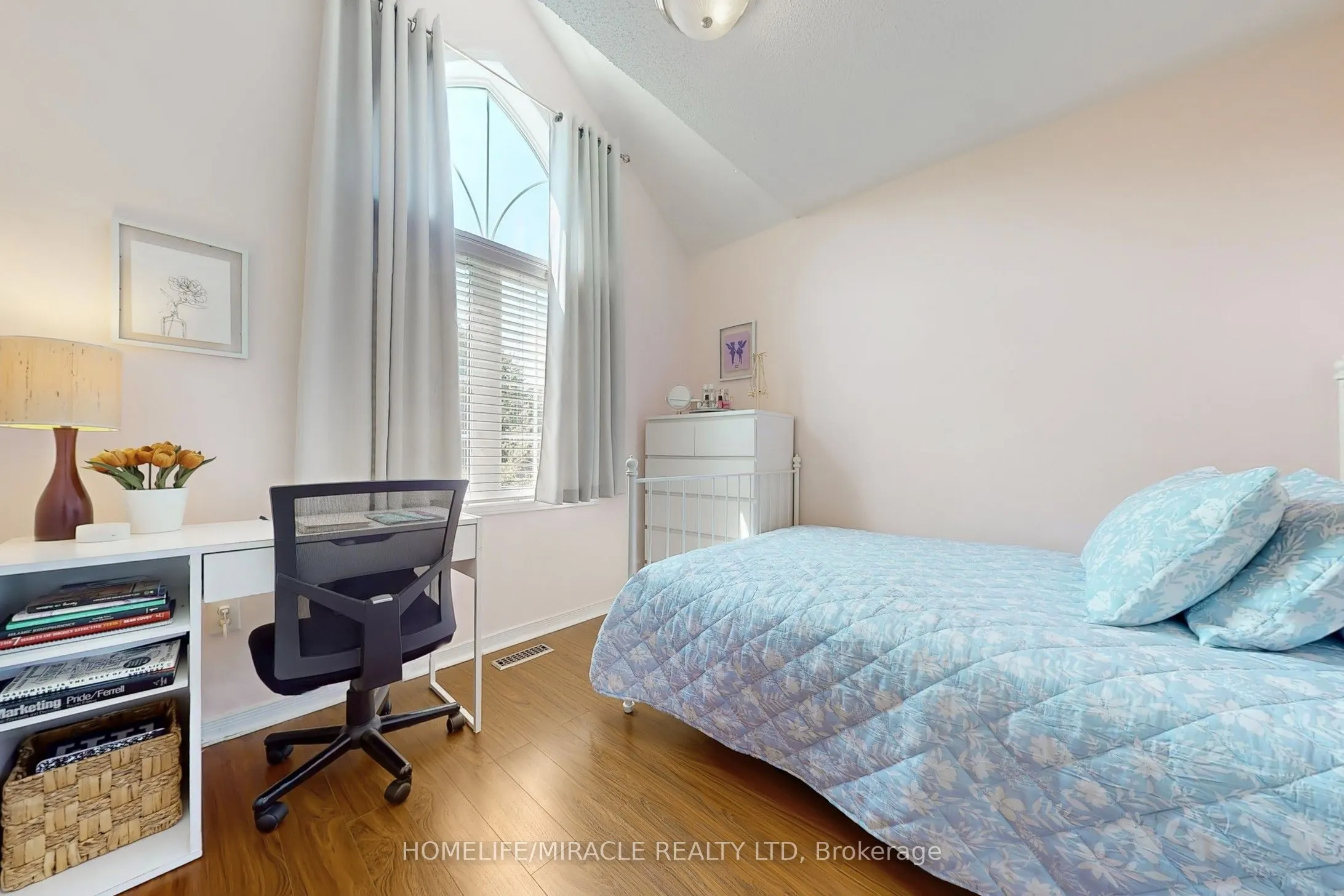 39 Evaridge Drive