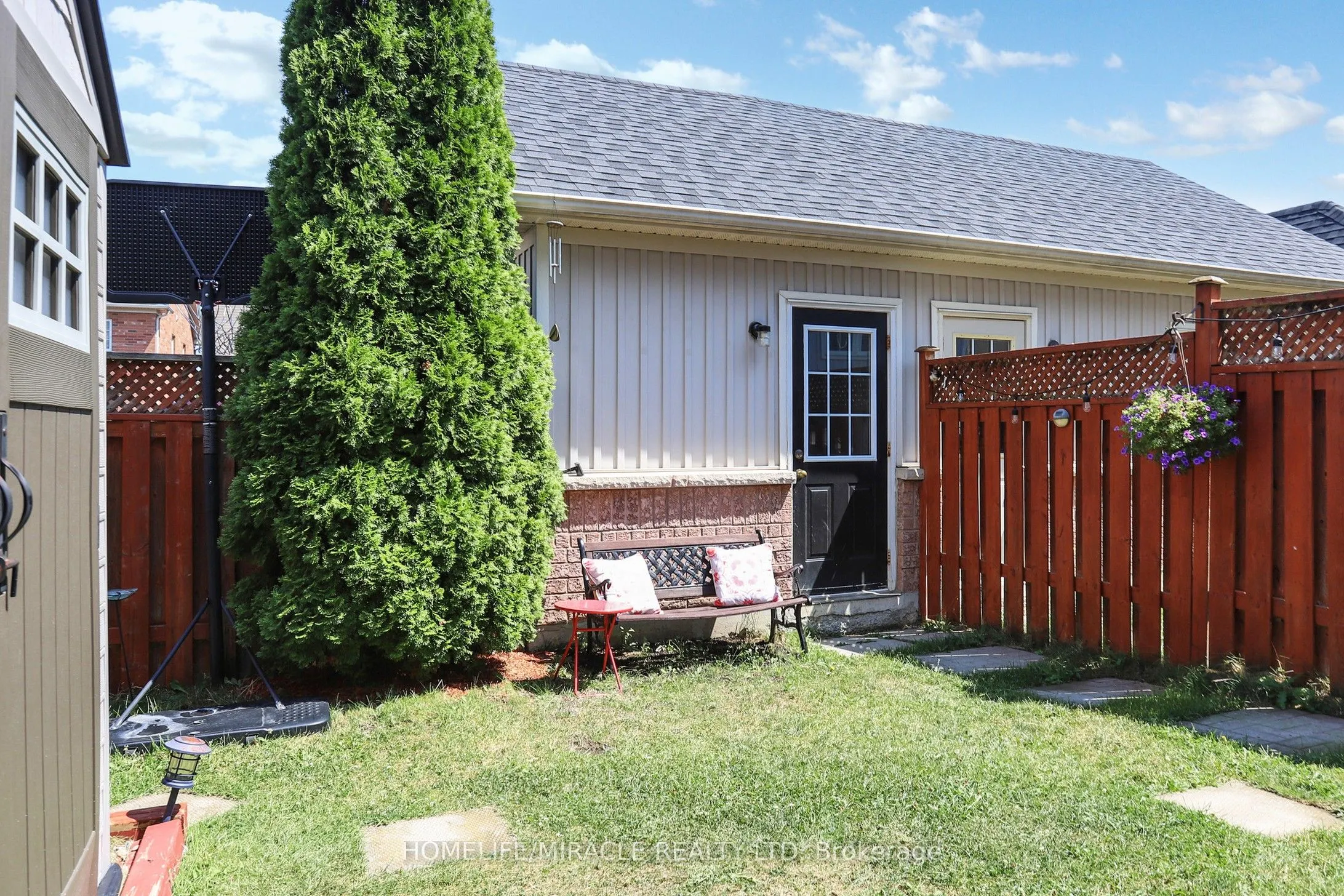 39 Evaridge Drive