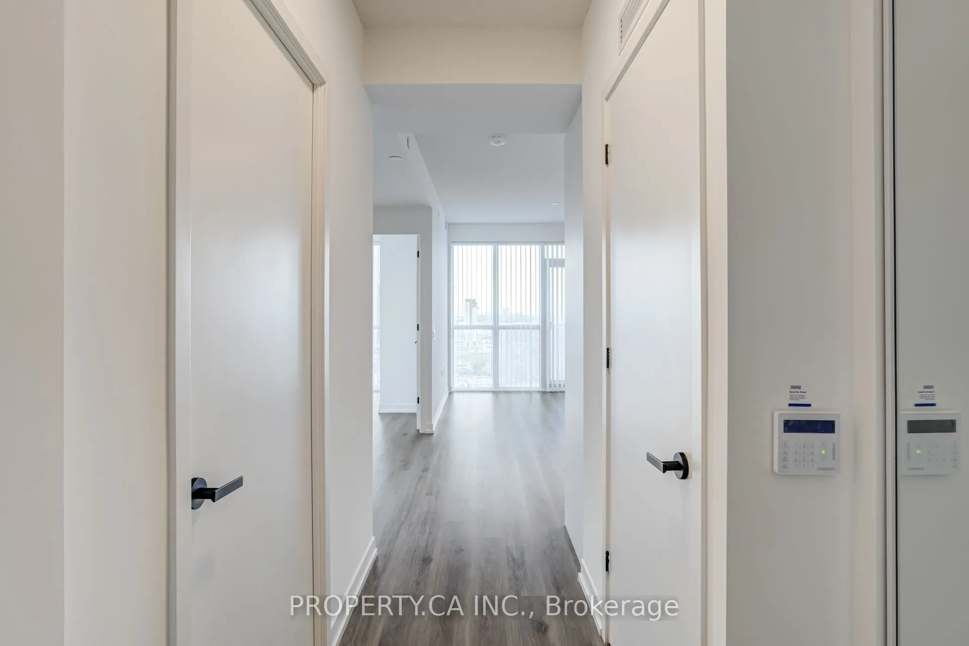 28 Interchange Way, #3005