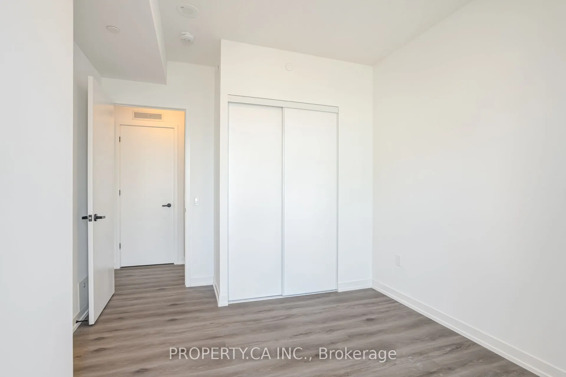 28 Interchange Way, #3005