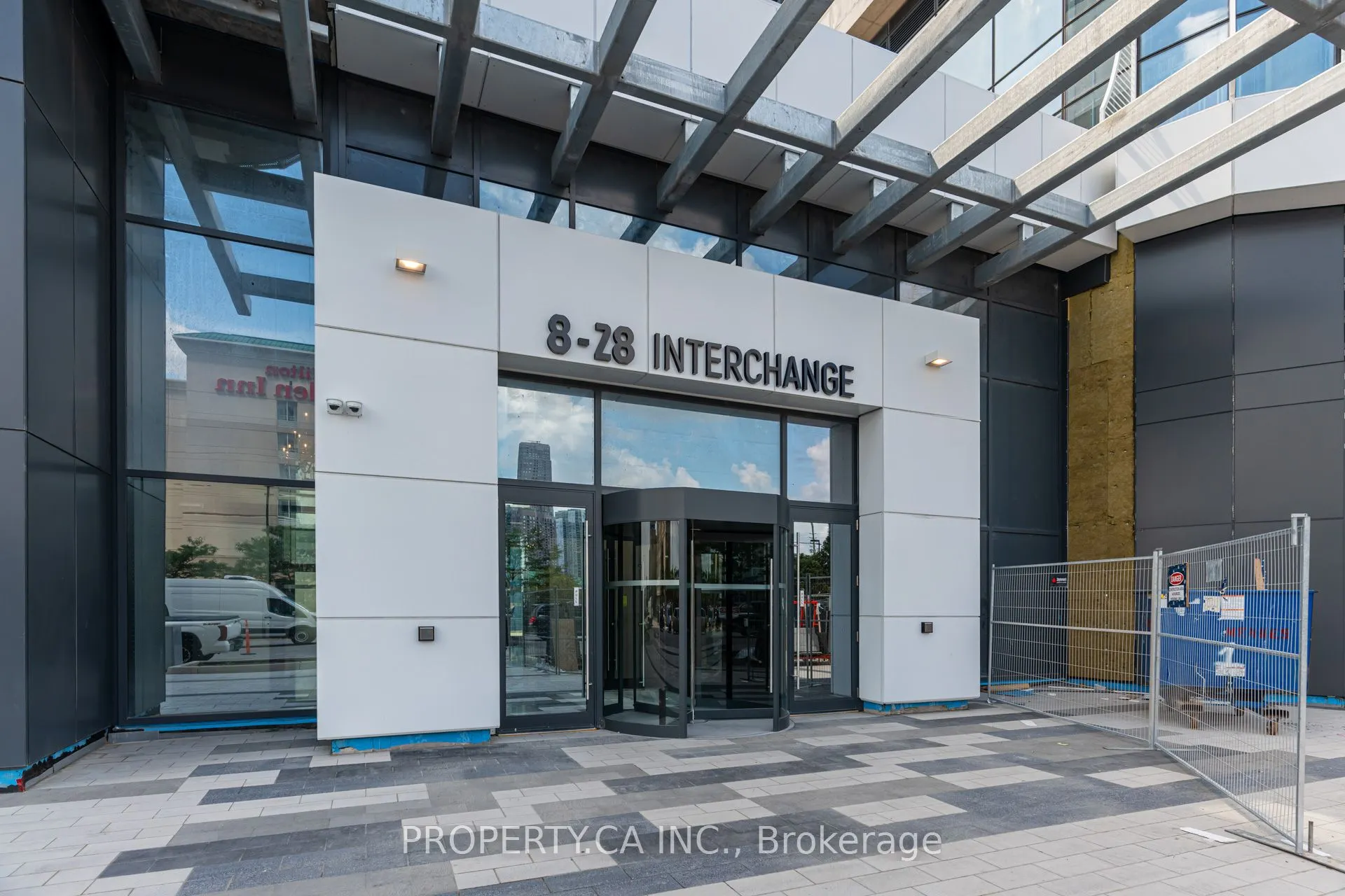 28 Interchange Way, #3005