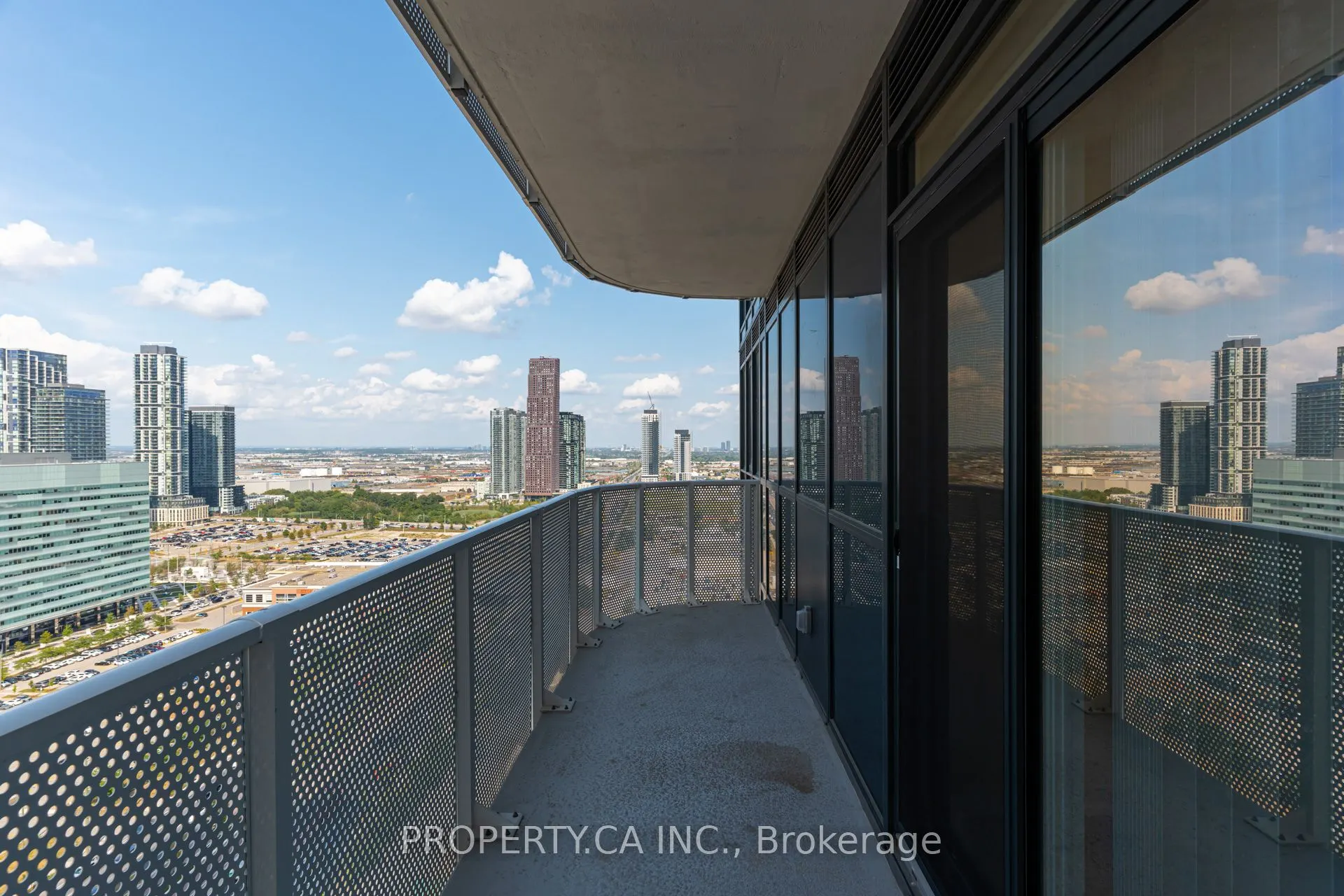 28 Interchange Way, #3005