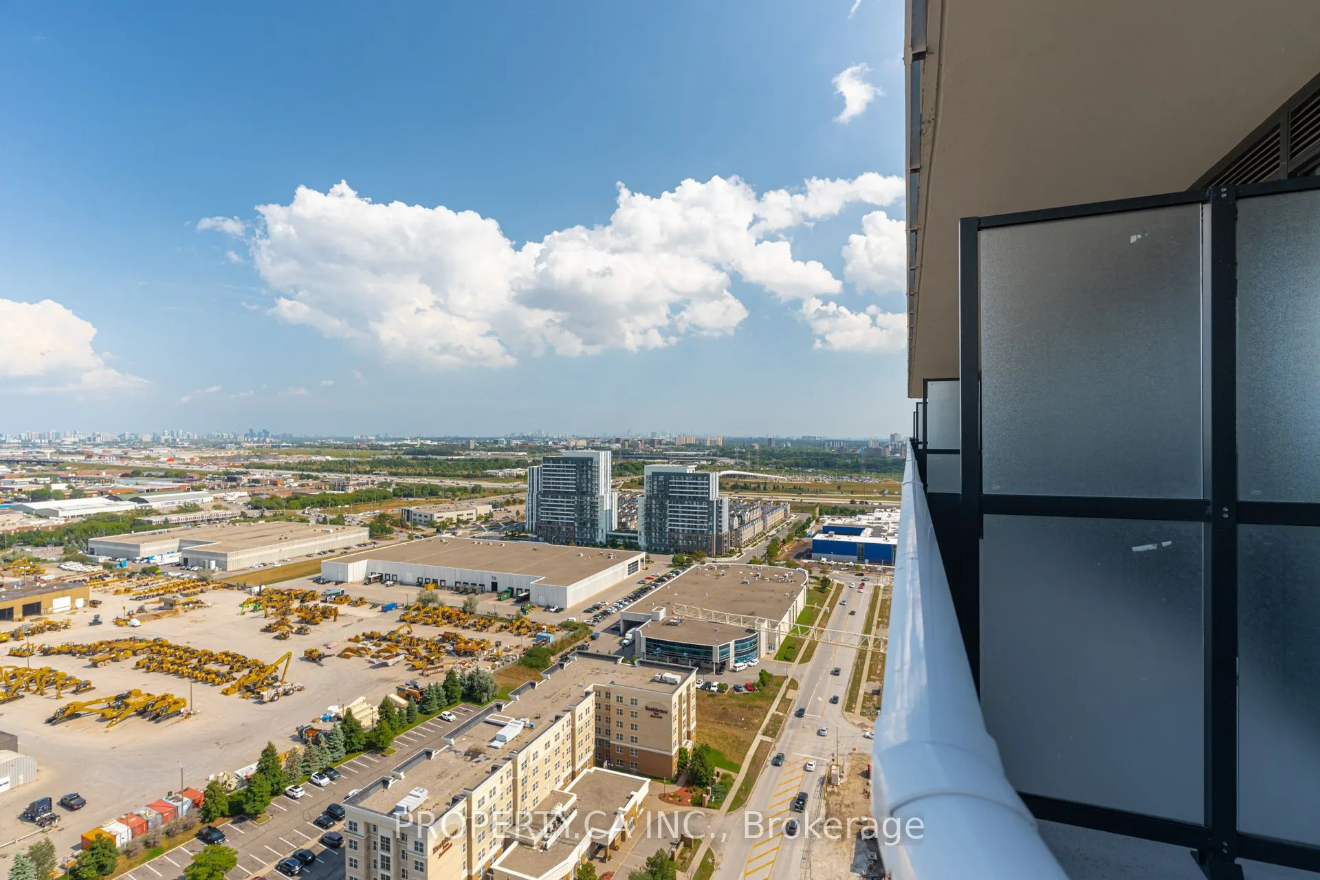 28 Interchange Way, #3005