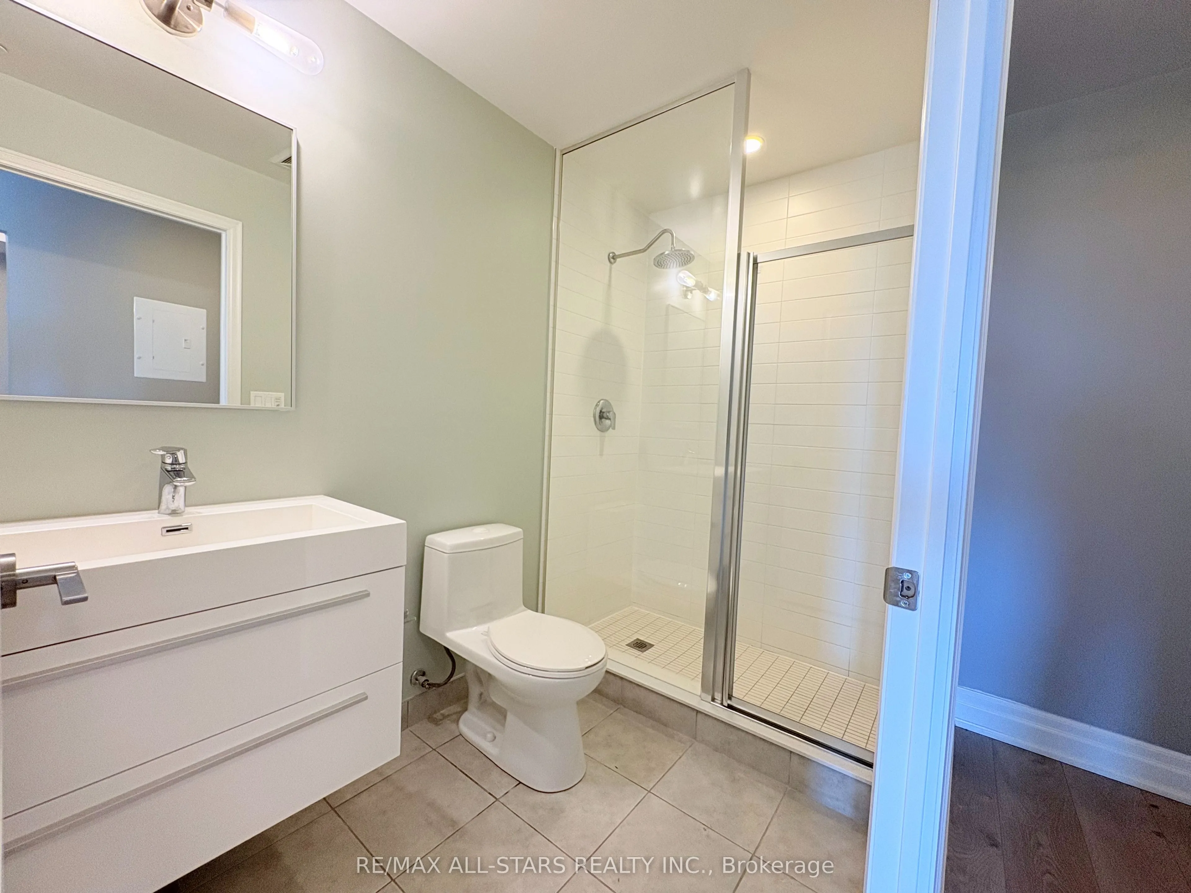 10 Rouge Valley Drive W, #622