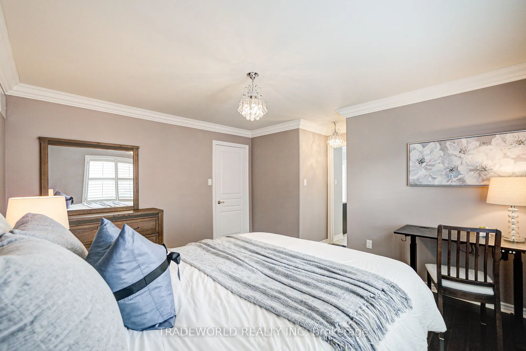 90 Braith Crescent